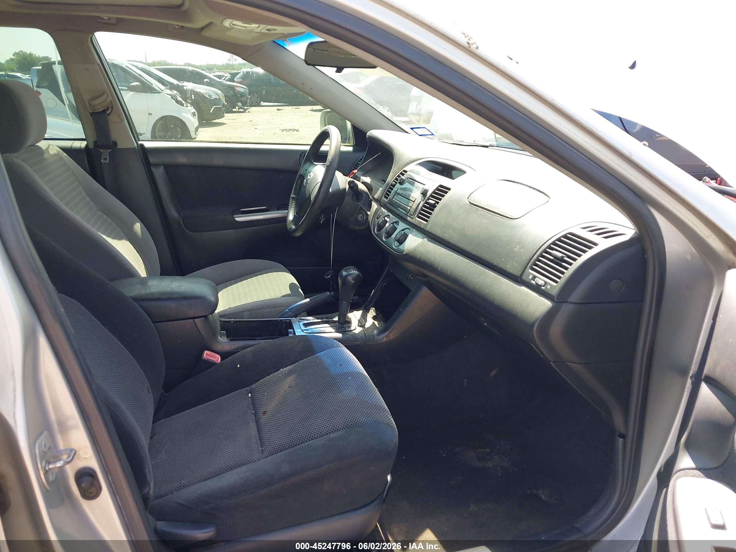 2005 Toyota Camry Se Серебряный vin: 4T1BE32KX5U074791