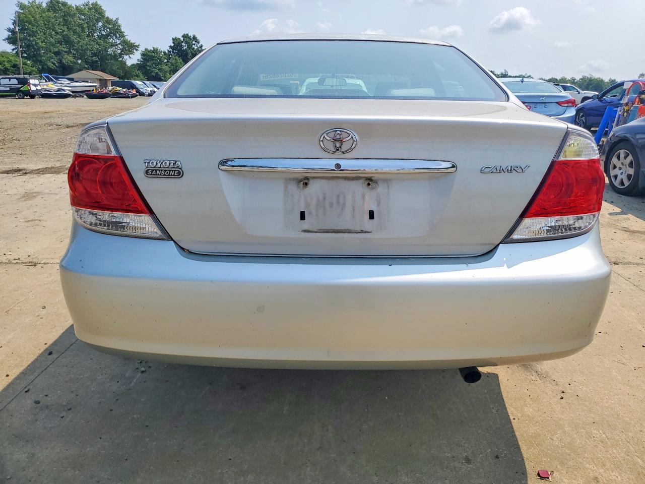 2005 Toyota Camry Standard Серебряный vin: 4T1BE32KX5U091879