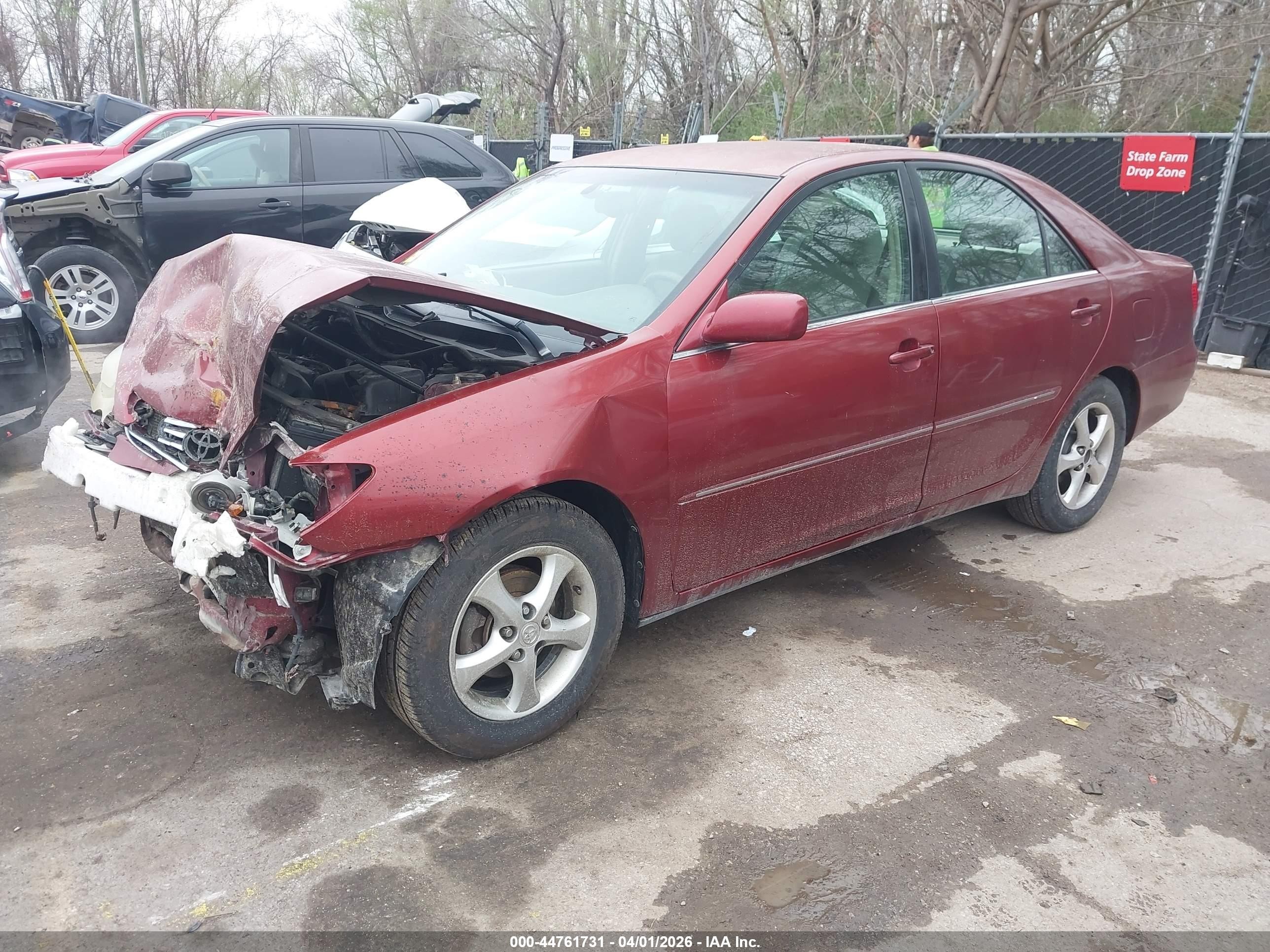 2005 Toyota Camry Xle Red vin: 4T1BE32KX5U403862