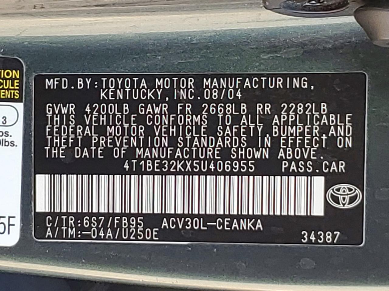 2005 Toyota Camry Le Green vin: 4T1BE32KX5U406955