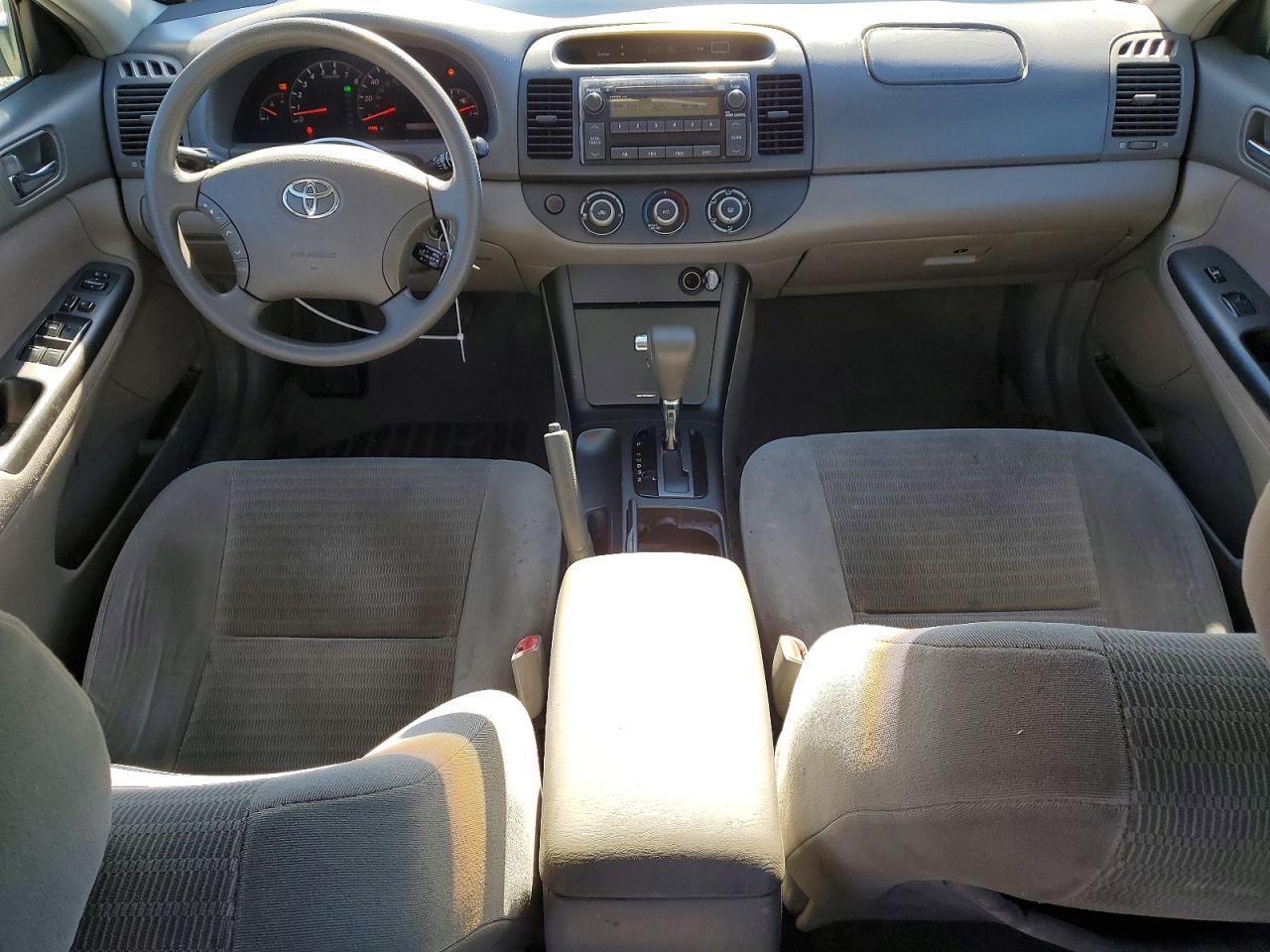 2005 Toyota Camry Le Green vin: 4T1BE32KX5U406955