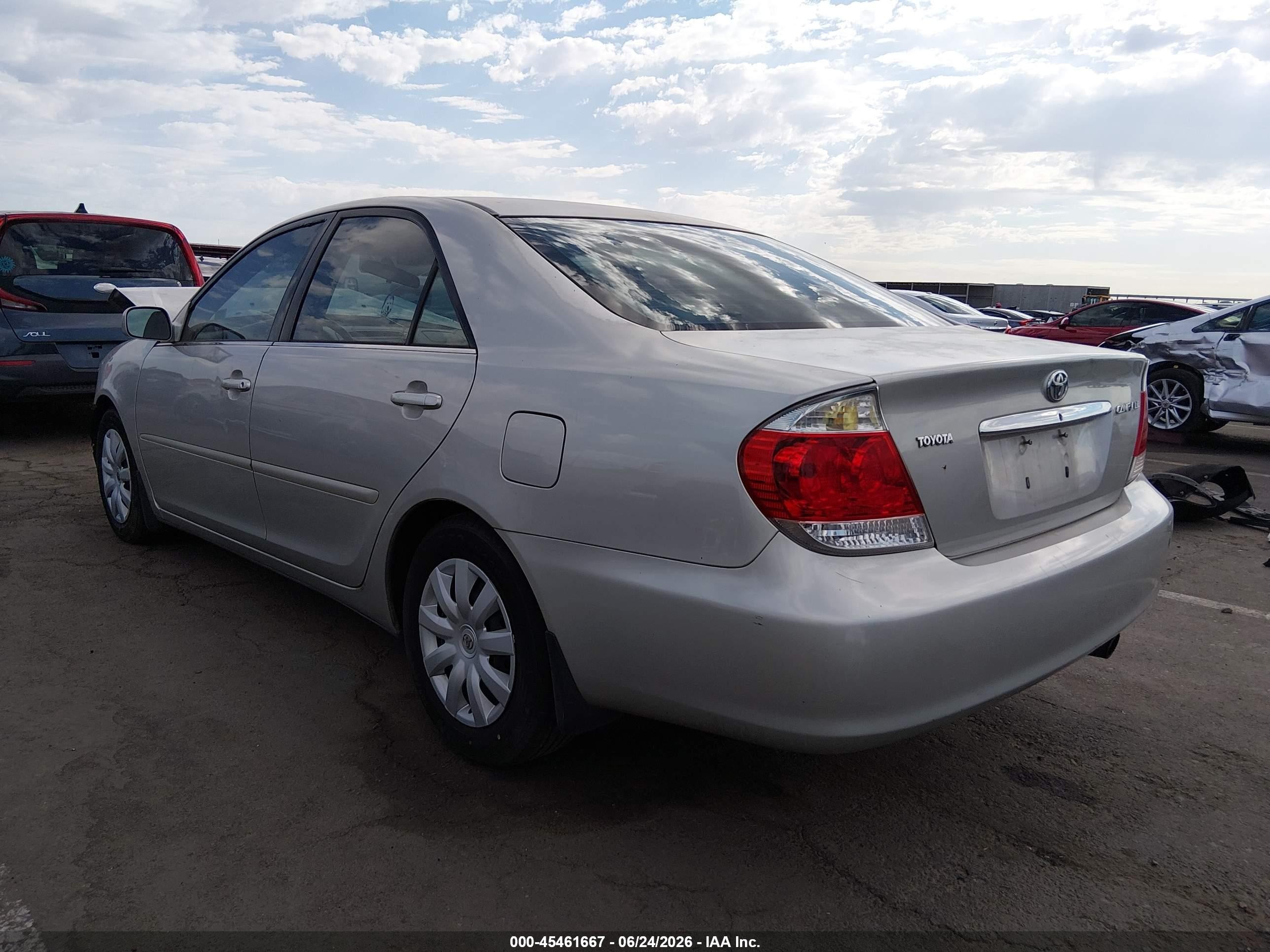 2005 Toyota Camry Le/se/std/xle Silver vin: 4T1BE32KX5U422234