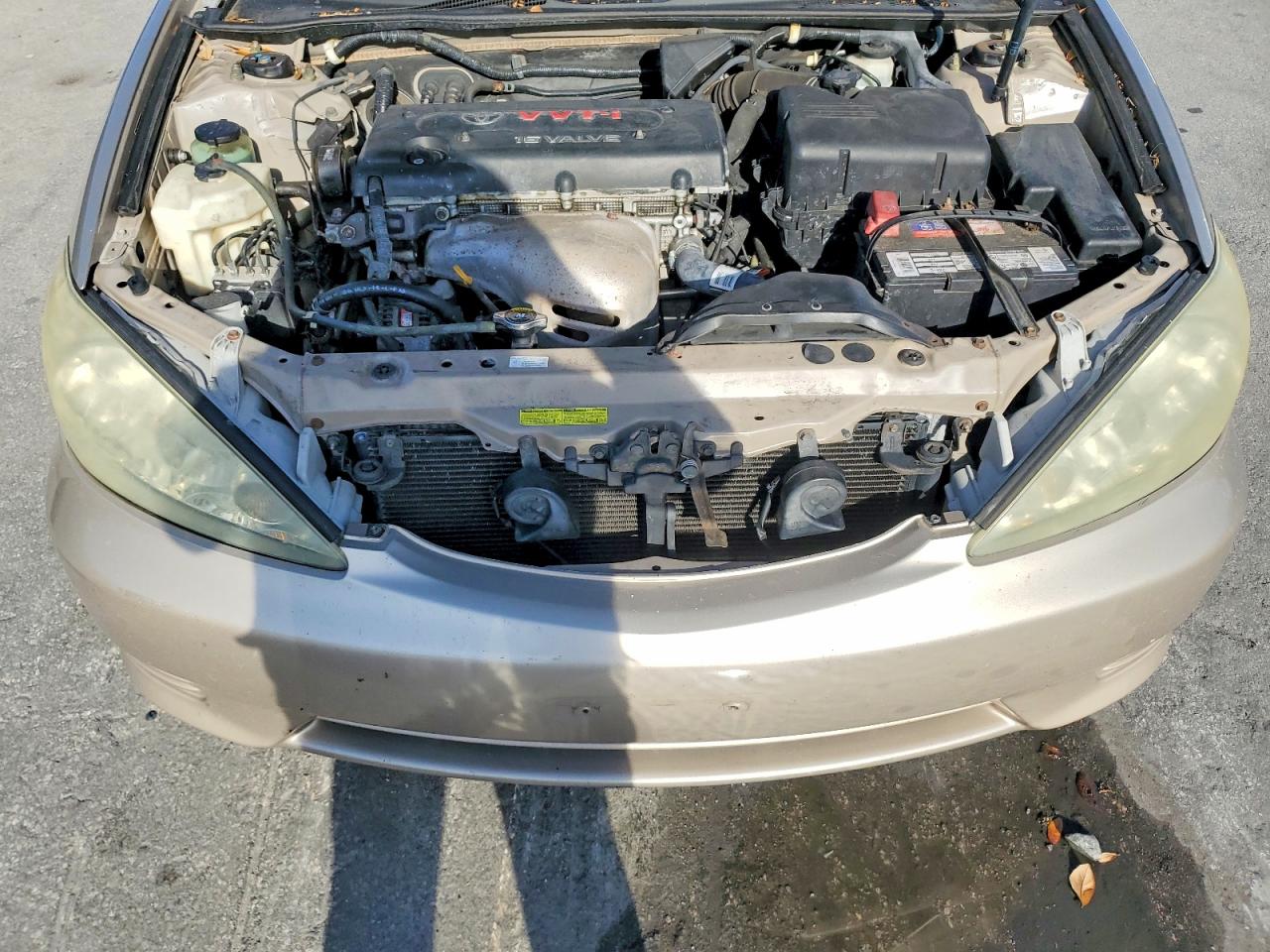 2005 Toyota Camry Le Желто-коричневый vin: 4T1BE32KX5U435274
