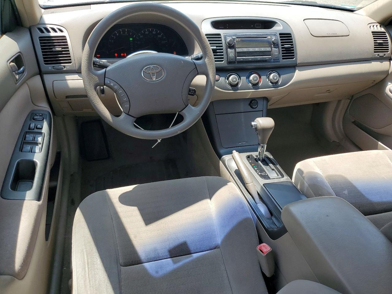 2005 Toyota Camry Le Tan vin: 4T1BE32KX5U503346