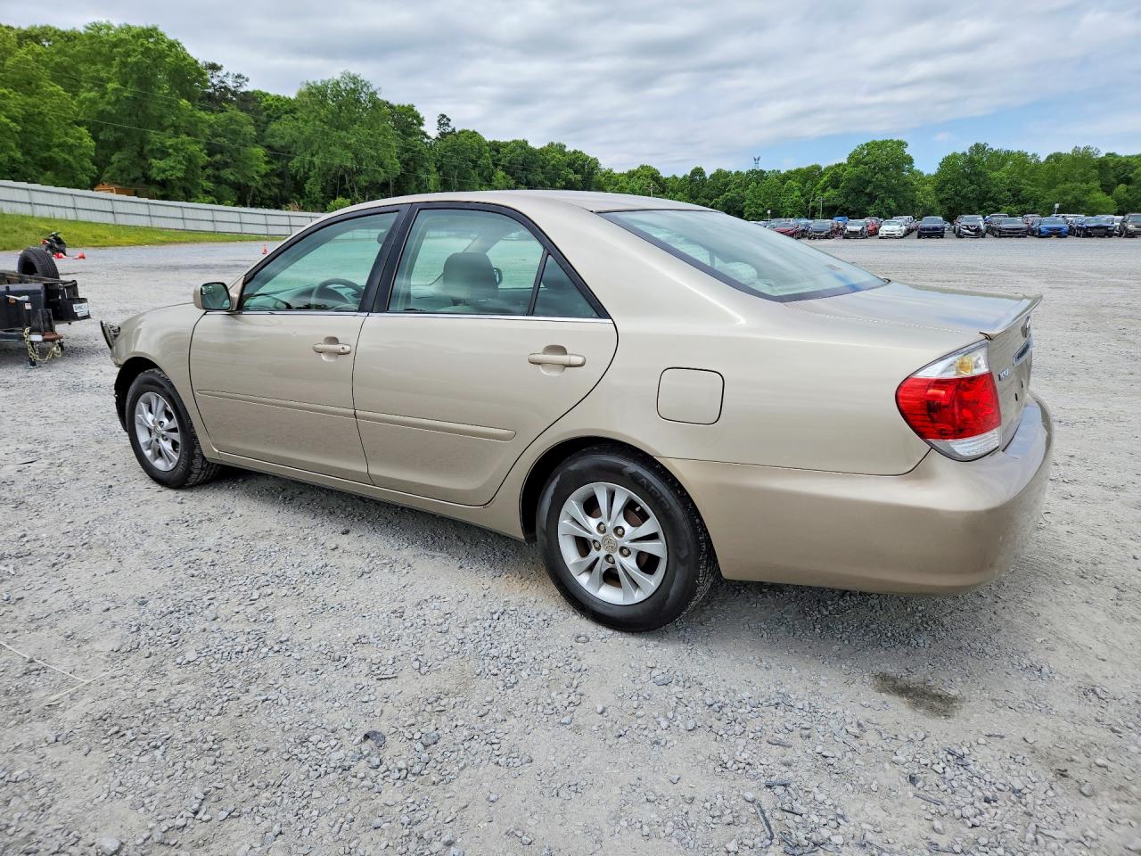 2005 Toyota Camry Ba Tan vin: 4T1BE32KX5U507543