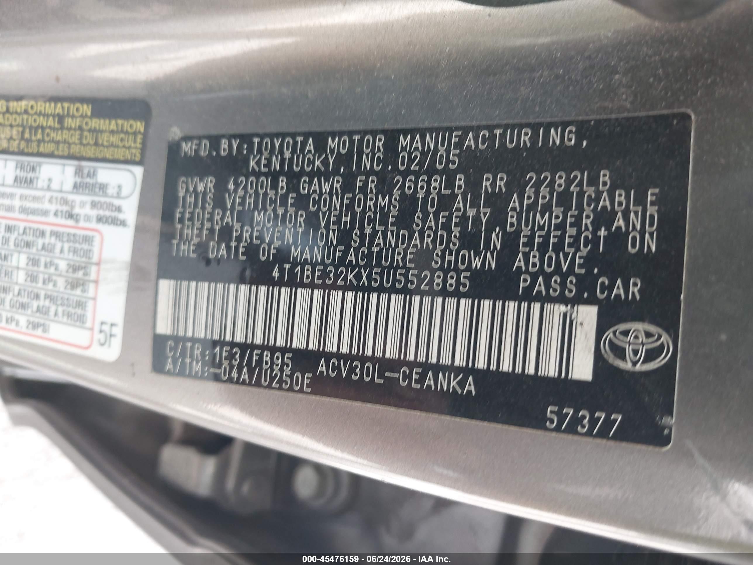 2005 Toyota Camry Le Gray vin: 4T1BE32KX5U552885