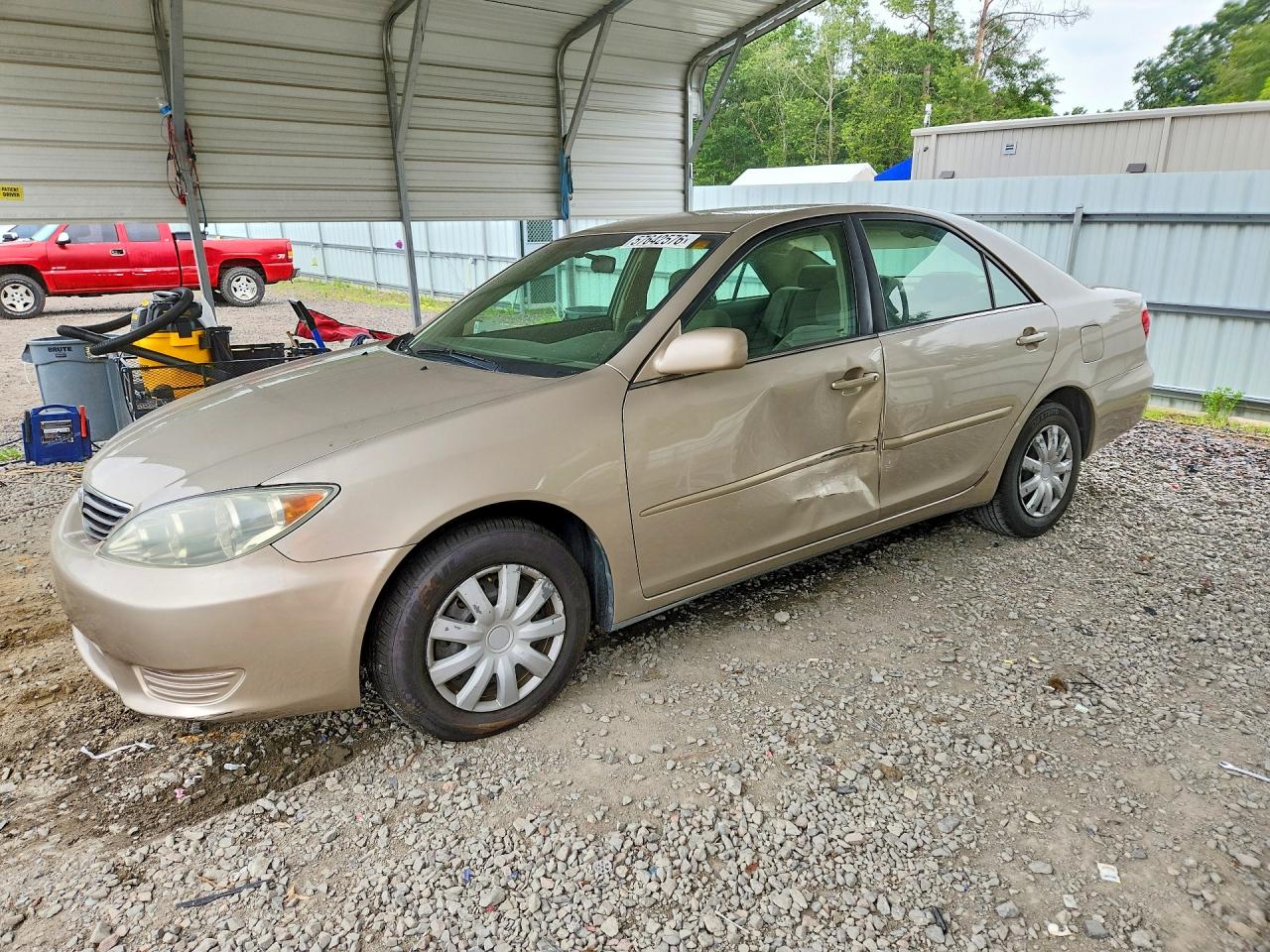 2005 Toyota Camry Le Tan vin: 4T1BE32KX5U557827