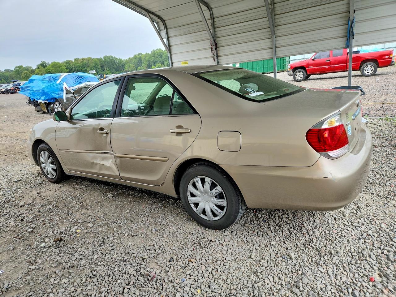 2005 Toyota Camry Le Tan vin: 4T1BE32KX5U557827