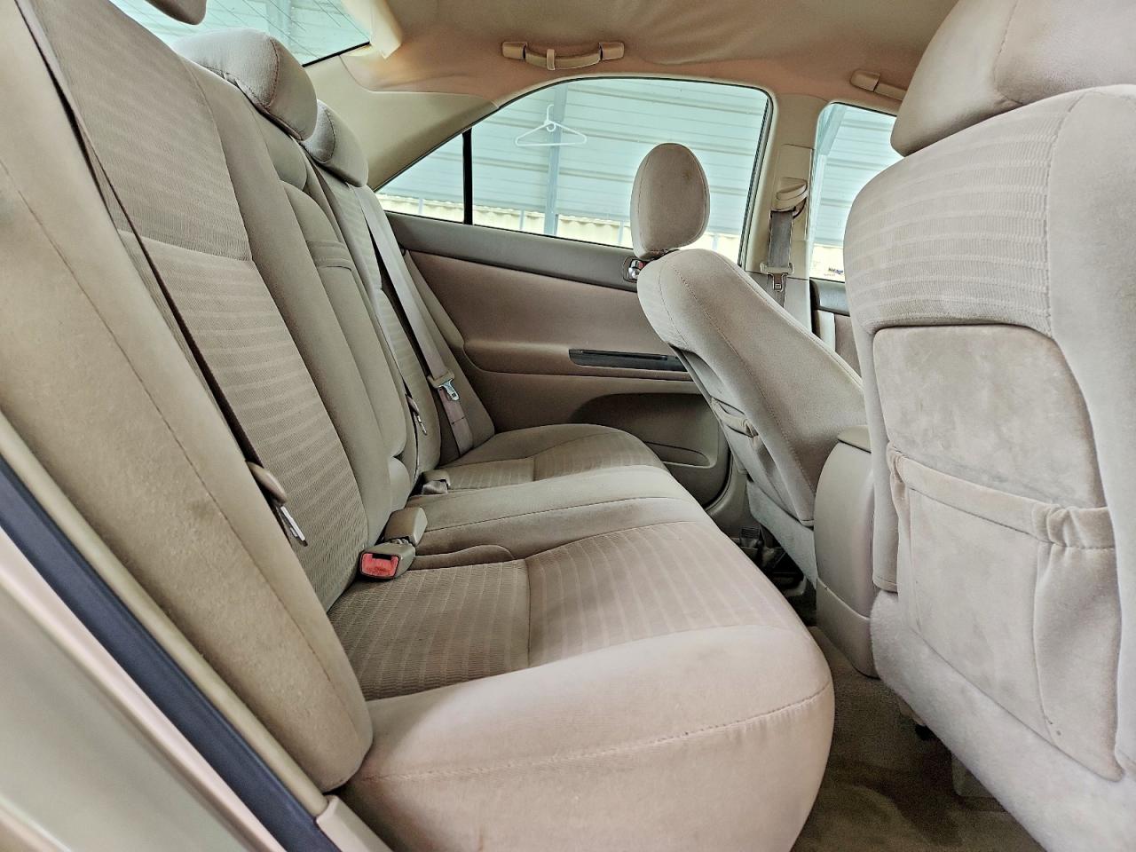2005 Toyota Camry Le Tan vin: 4T1BE32KX5U557827