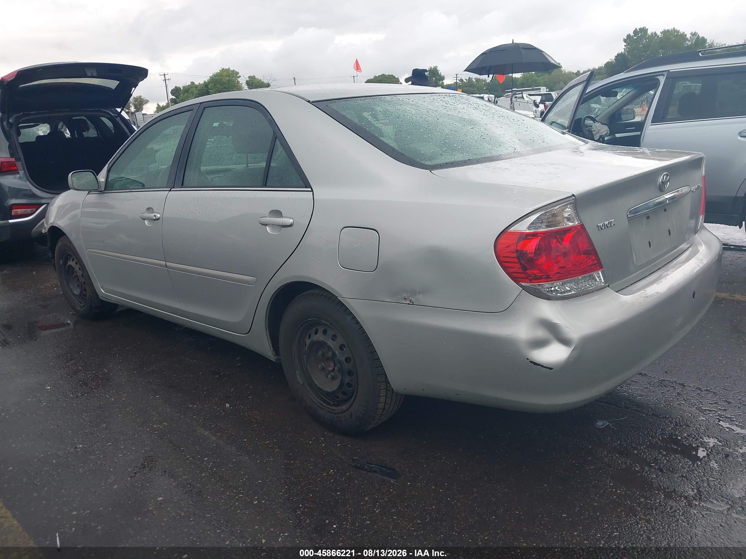 2005 Toyota Camry Le Silver vin: 4T1BE32KX5U558895