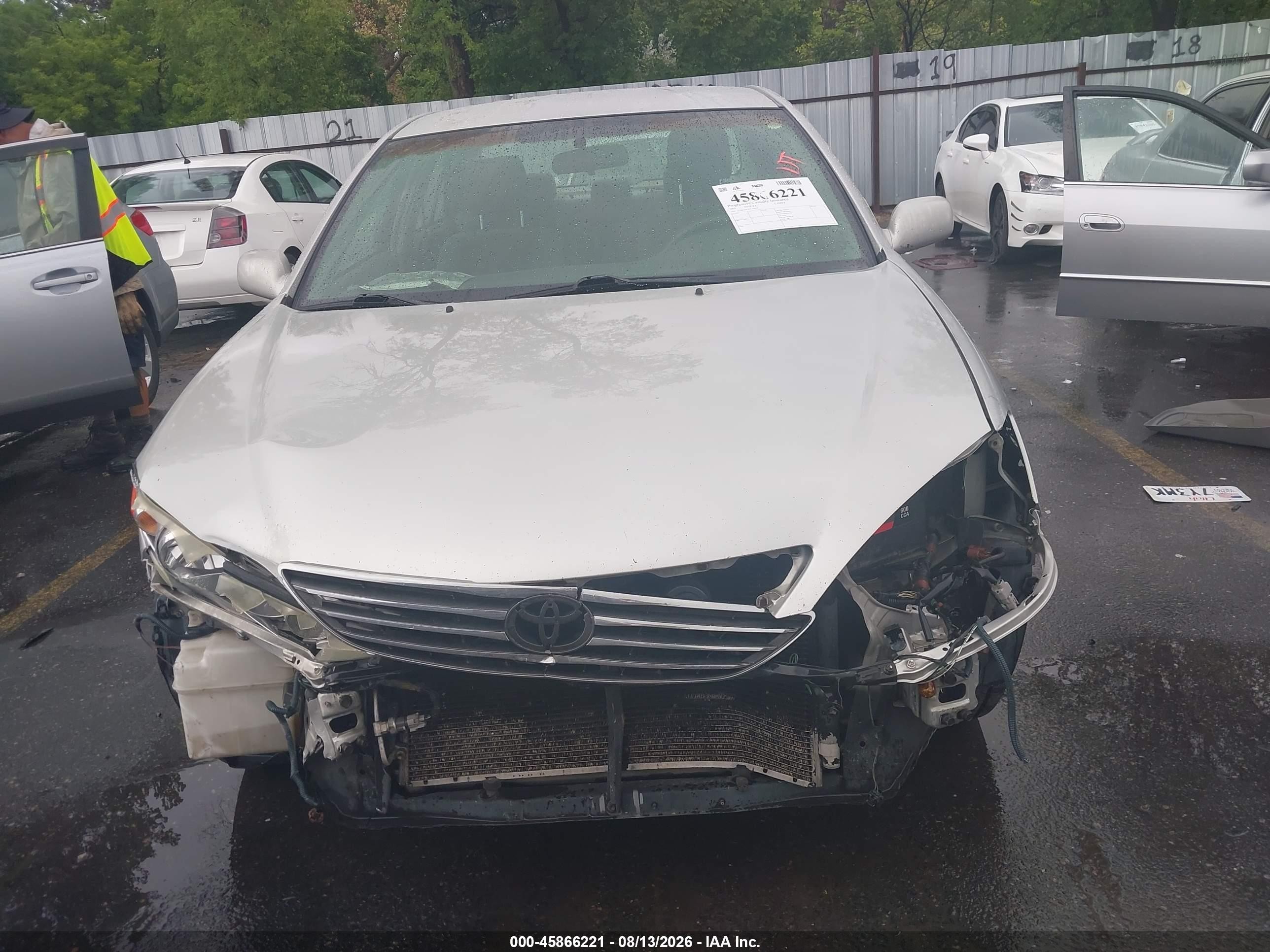 2005 Toyota Camry Le Silver vin: 4T1BE32KX5U558895