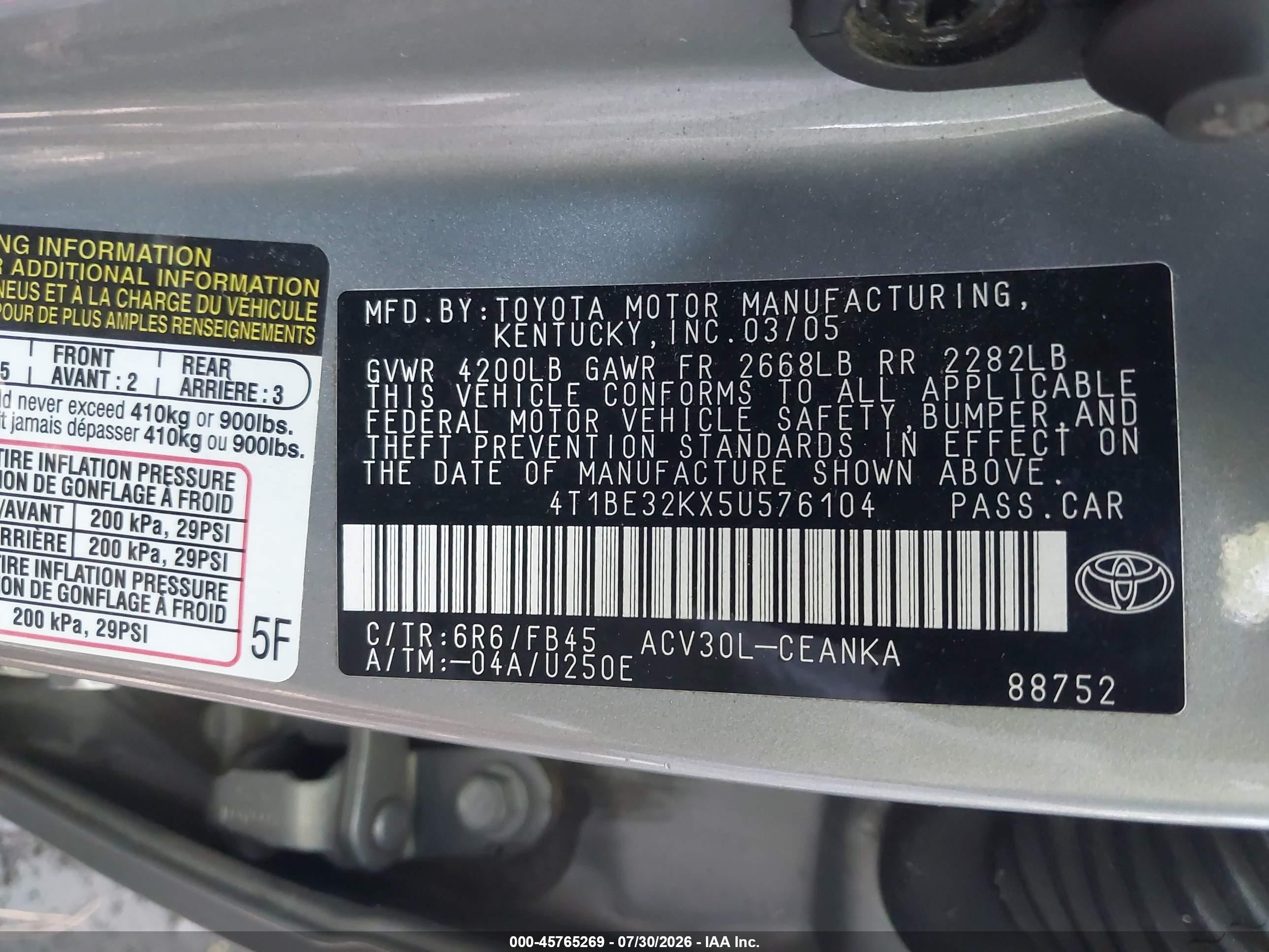 2005 Toyota Camry Le Silver vin: 4T1BE32KX5U576104