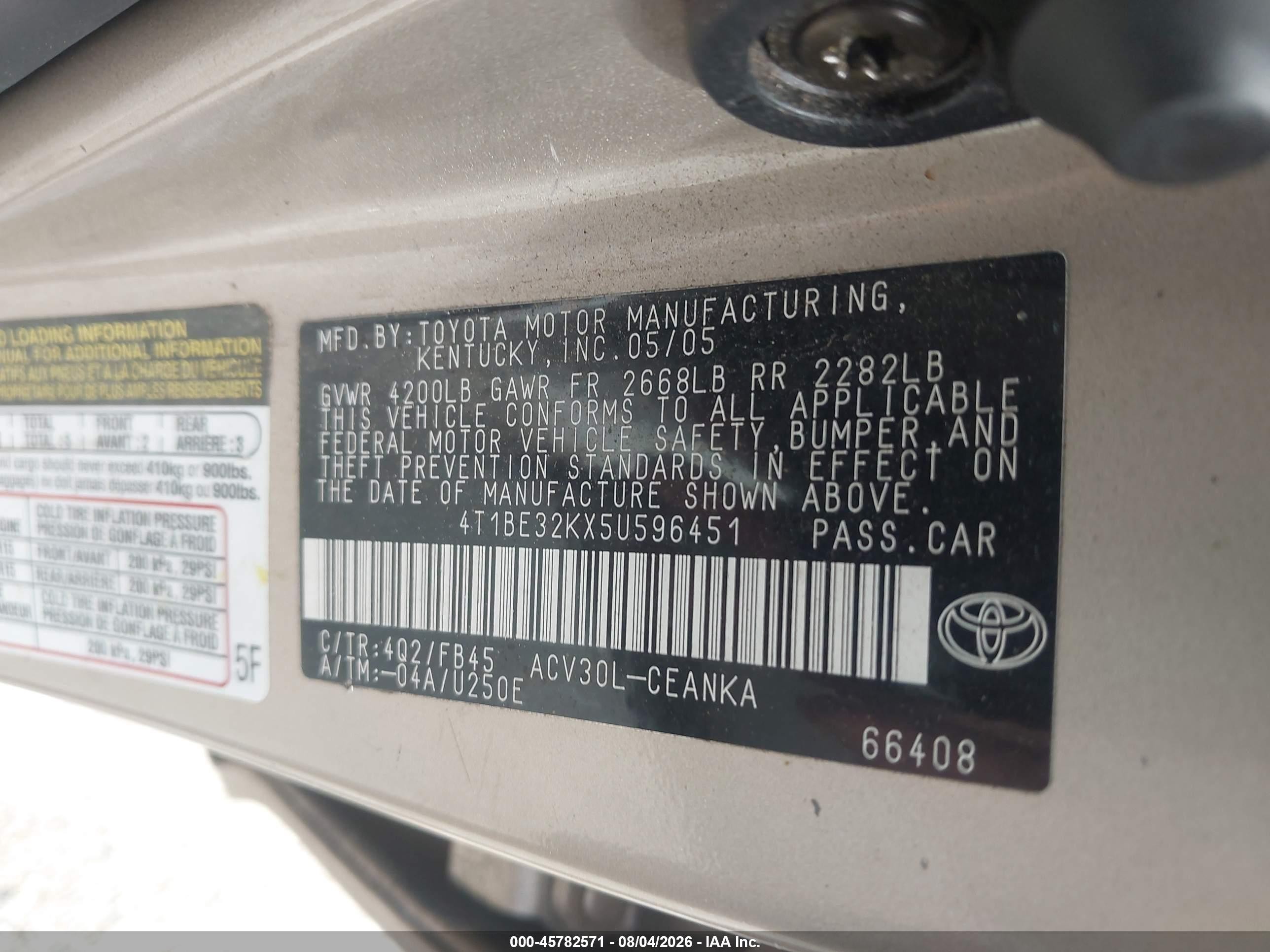 2005 Toyota Camry Le Gold vin: 4T1BE32KX5U596451