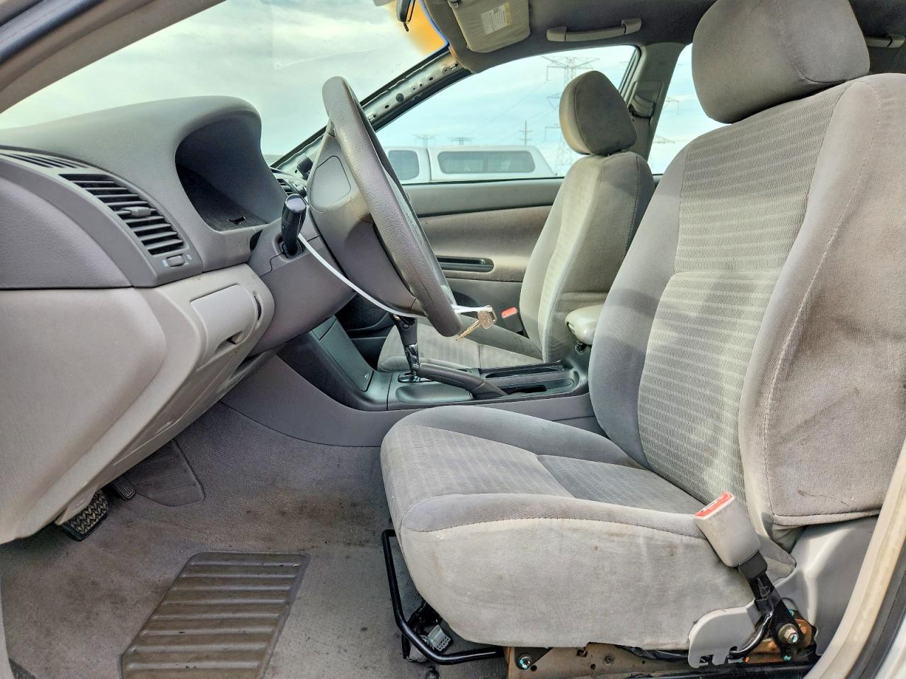 2005 Toyota Camry Standard Silver vin: 4T1BE32KX5U602149