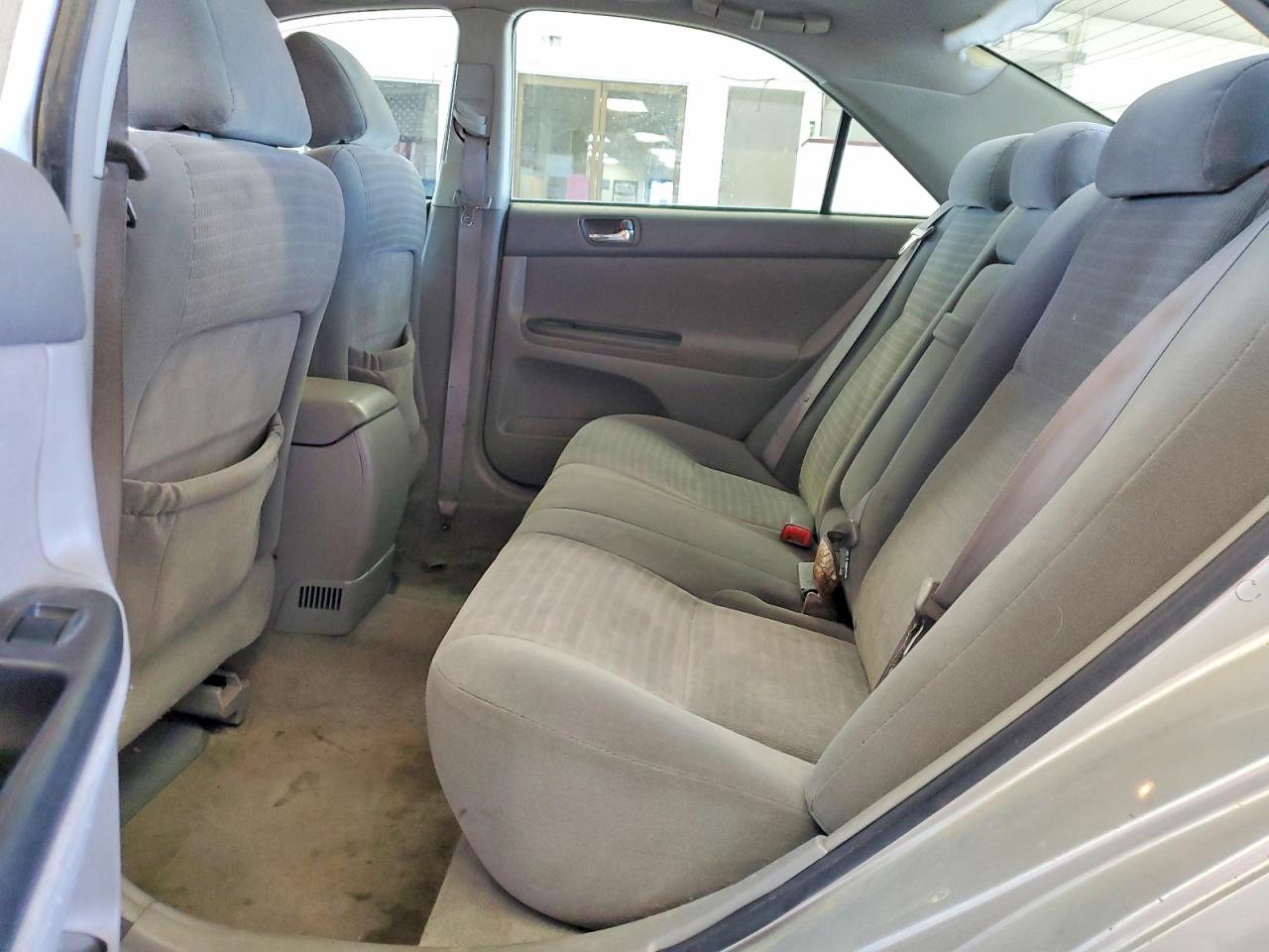2005 Toyota Camry Le Silver vin: 4T1BE32KX5U630551