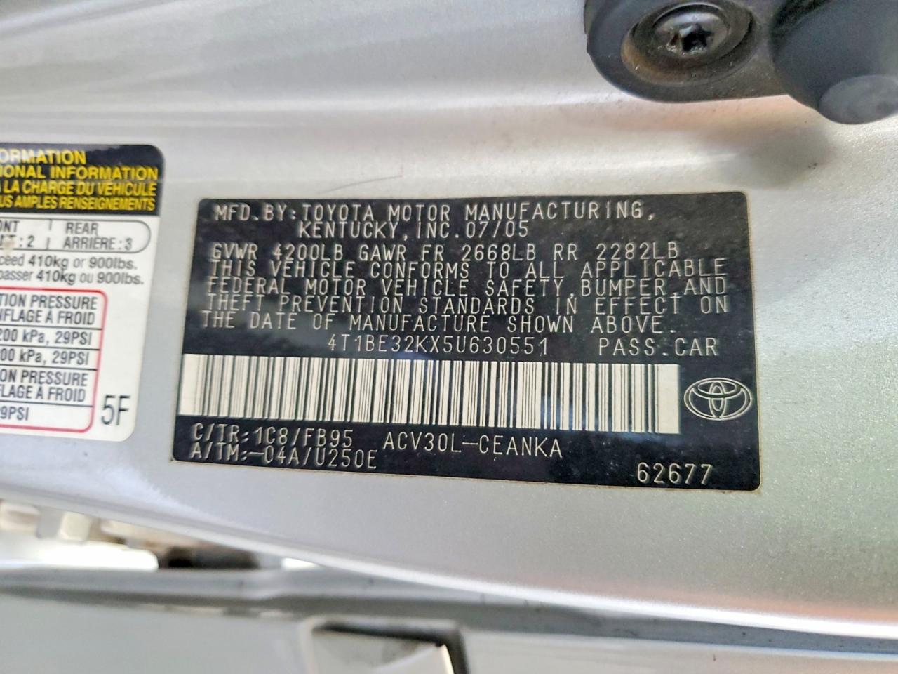 2005 Toyota Camry Le Silver vin: 4T1BE32KX5U630551