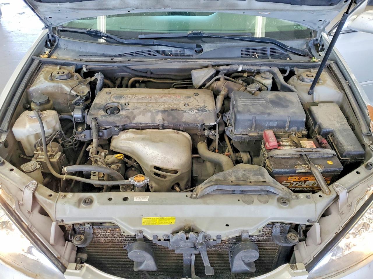 2005 Toyota Camry Le Silver vin: 4T1BE32KX5U630551