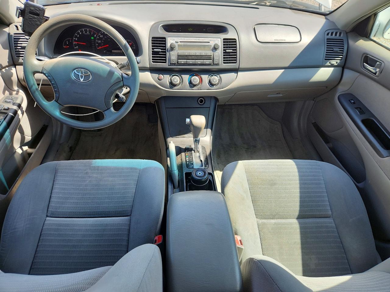 2005 Toyota Camry Белый vin: 4T1BE32KX5U640559