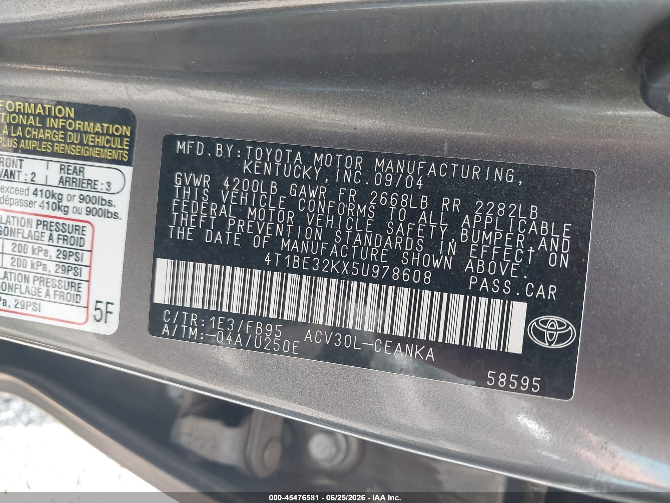 2005 Toyota Camry Le Gray vin: 4T1BE32KX5U978608