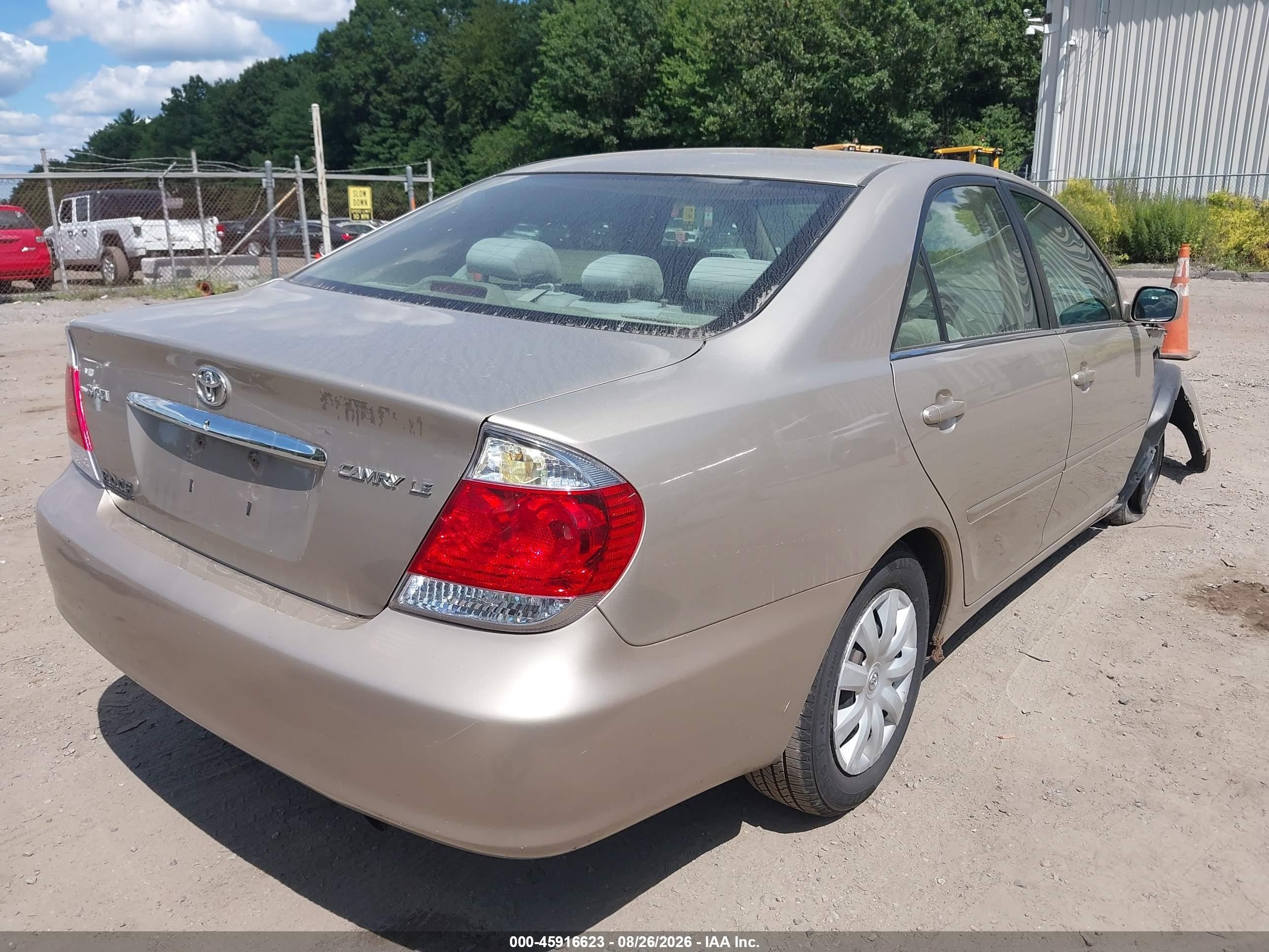 2006 Toyota Camry Le Champagne vin: 4T1BE32KX6U117463