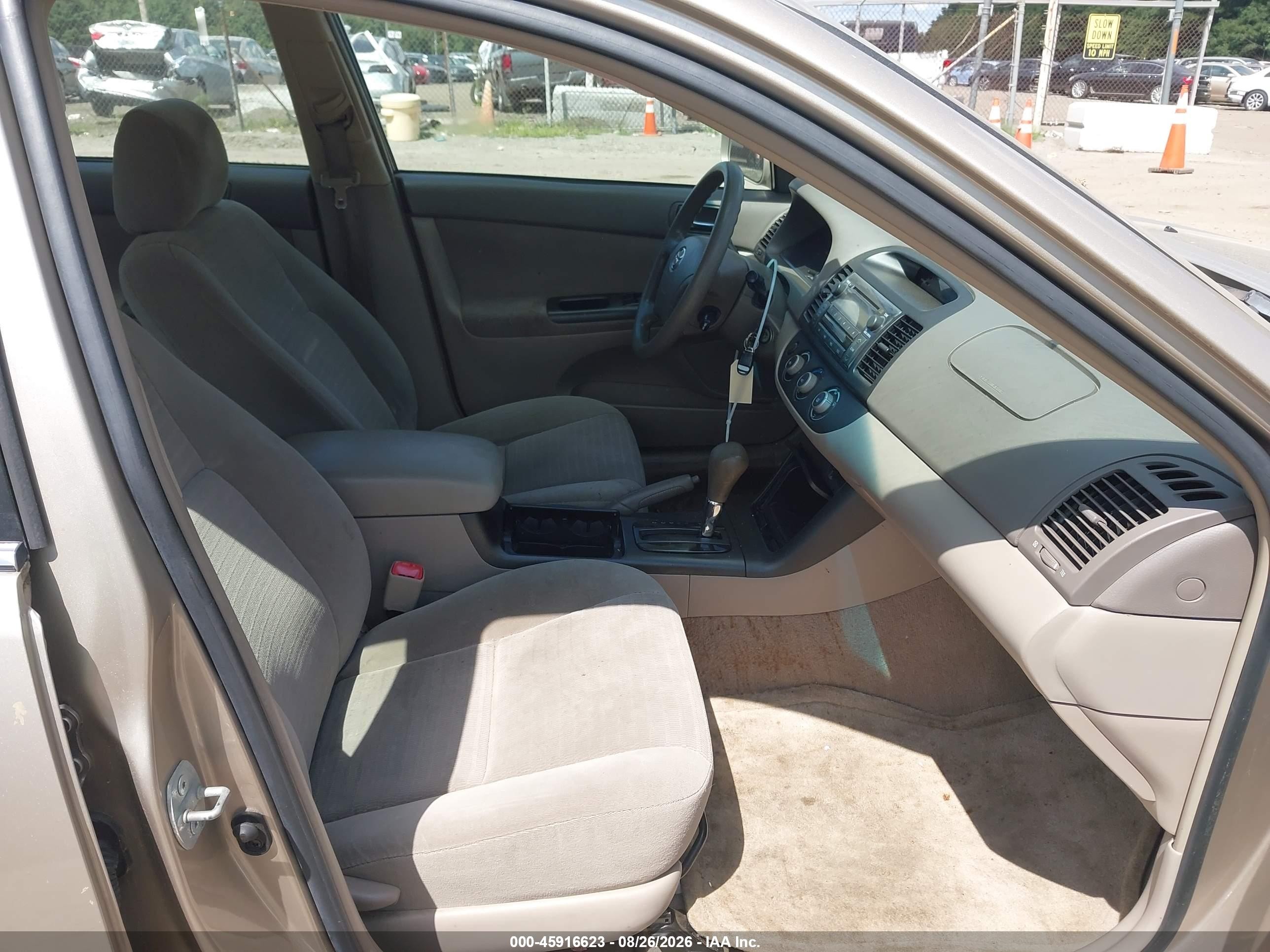 2006 Toyota Camry Le Champagne vin: 4T1BE32KX6U117463