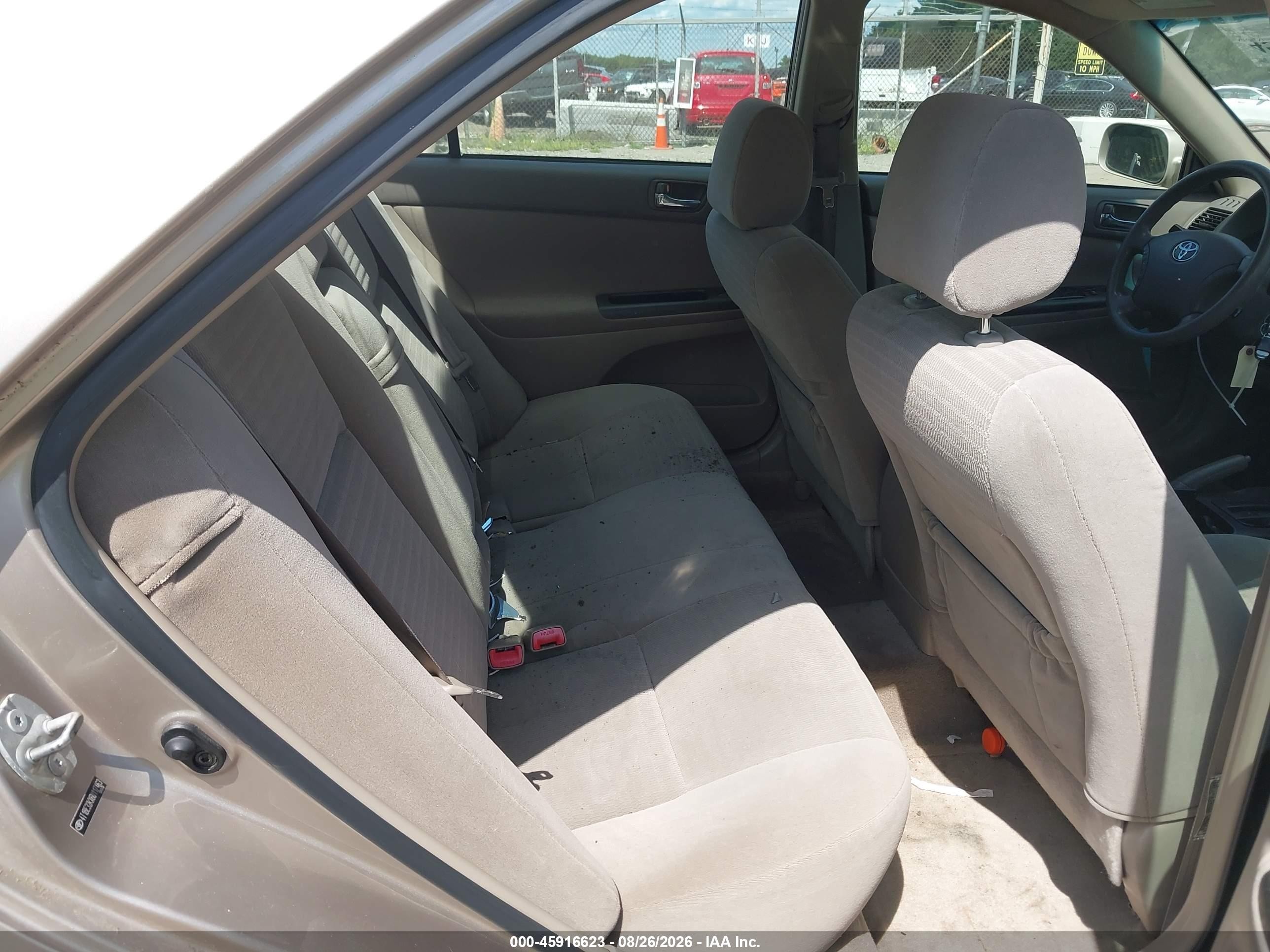 2006 Toyota Camry Le Champagne vin: 4T1BE32KX6U117463