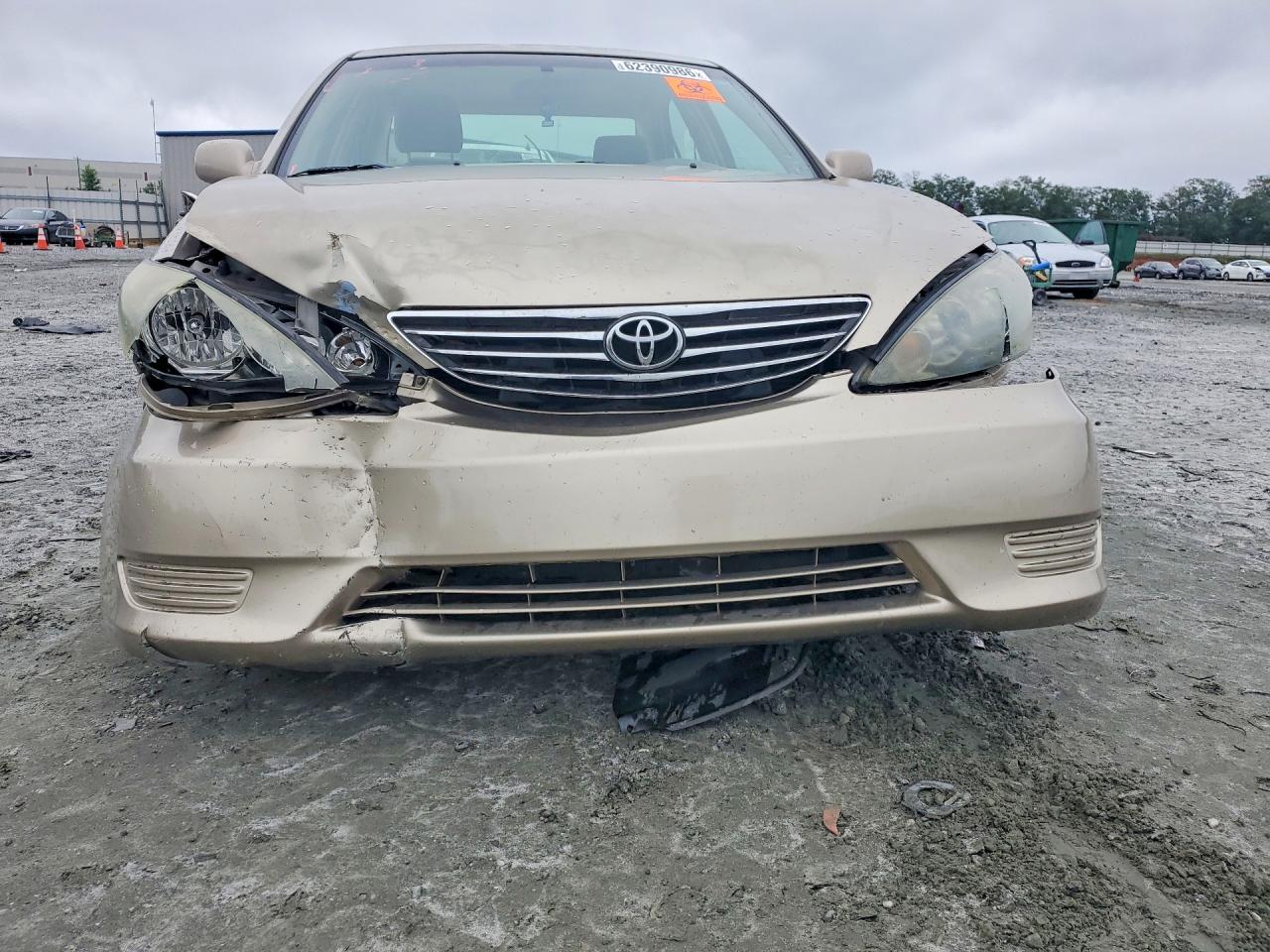 2006 Toyota Camry Le Tan vin: 4T1BE32KX6U140726