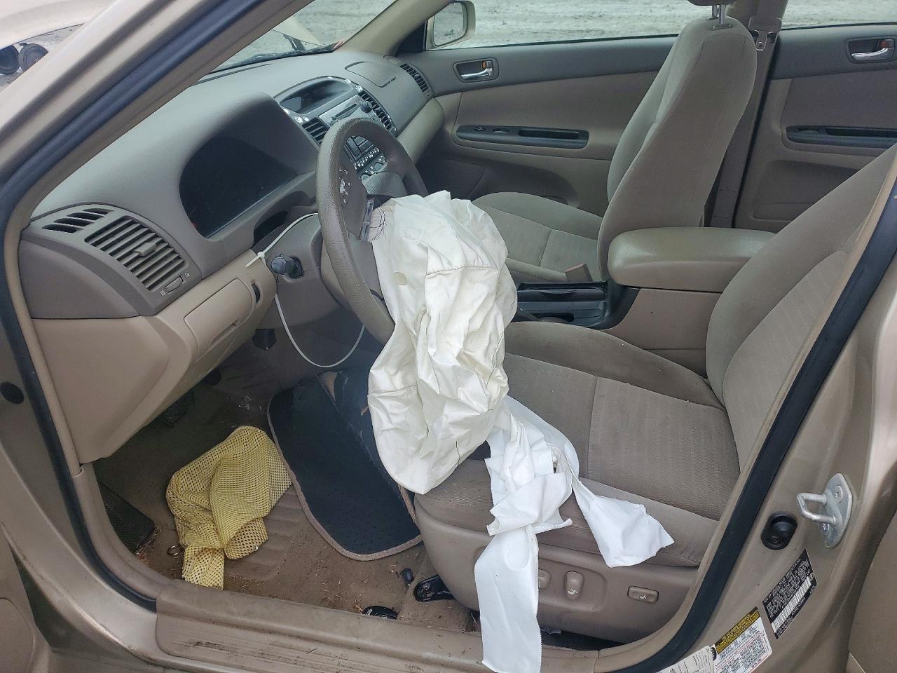 2006 Toyota Camry Le Tan vin: 4T1BE32KX6U140726