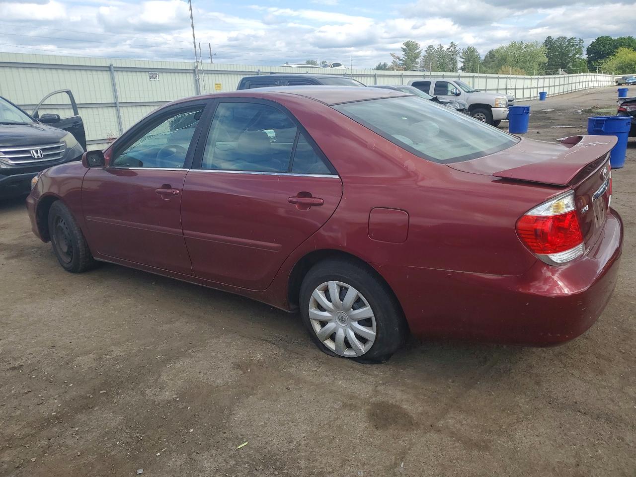2006 Toyota Camry Le Burgundy vin: 4T1BE32KX6U149717