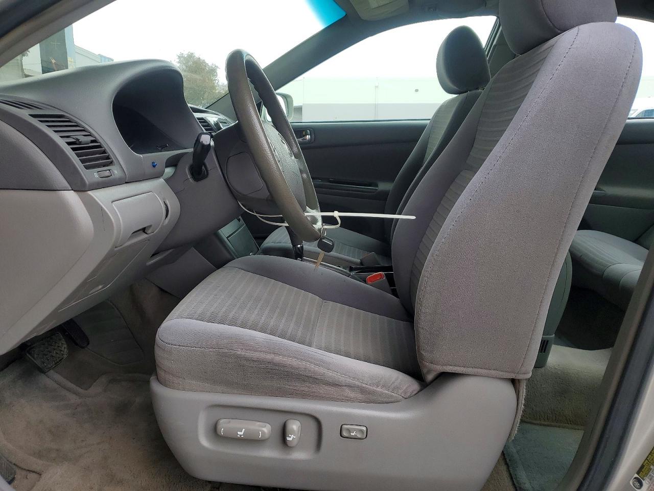 2006 Toyota Camry Le Silver vin: 4T1BE32KX6U150110