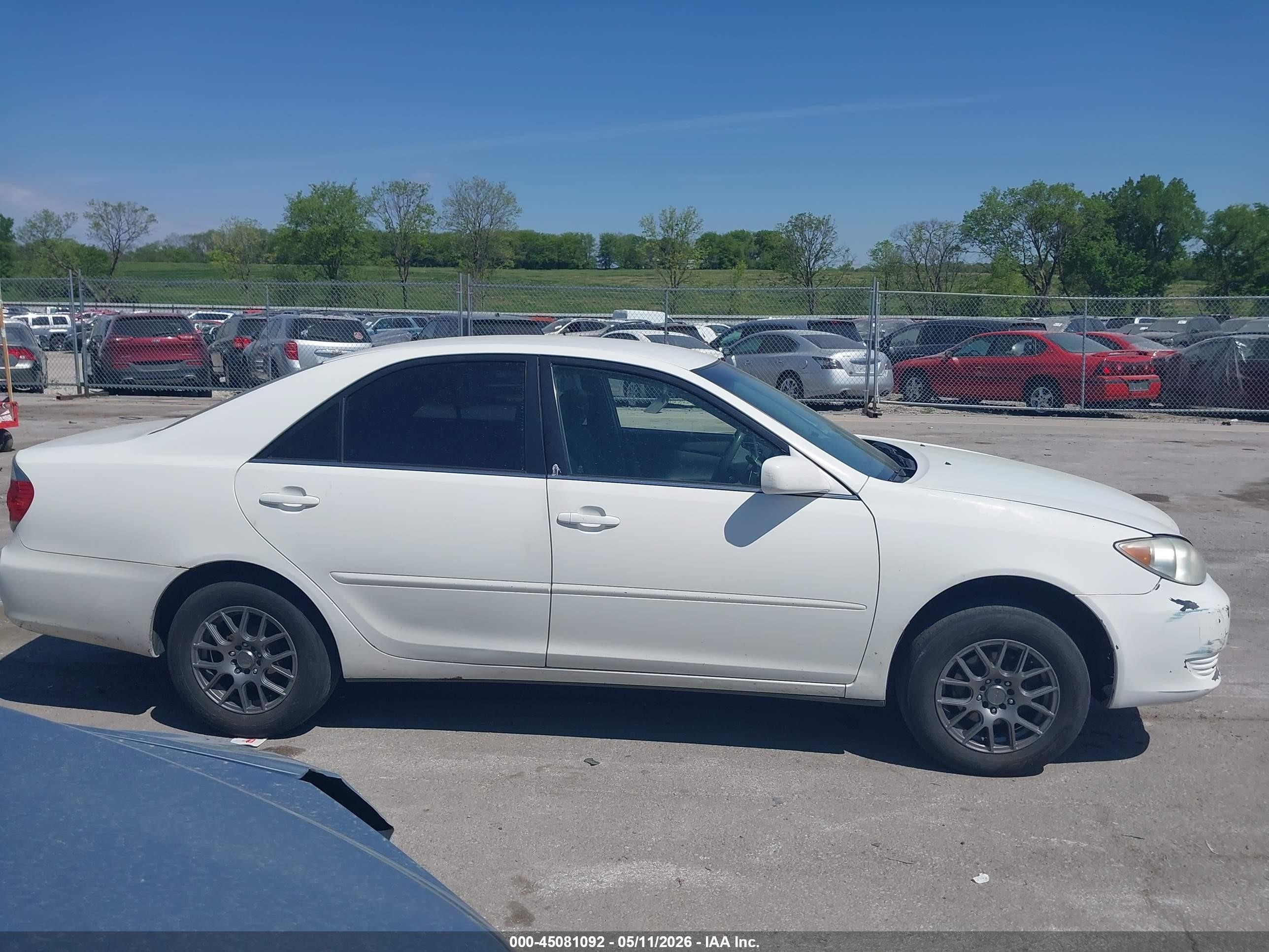2006 Toyota Camry Le White vin: 4T1BE32KX6U653992