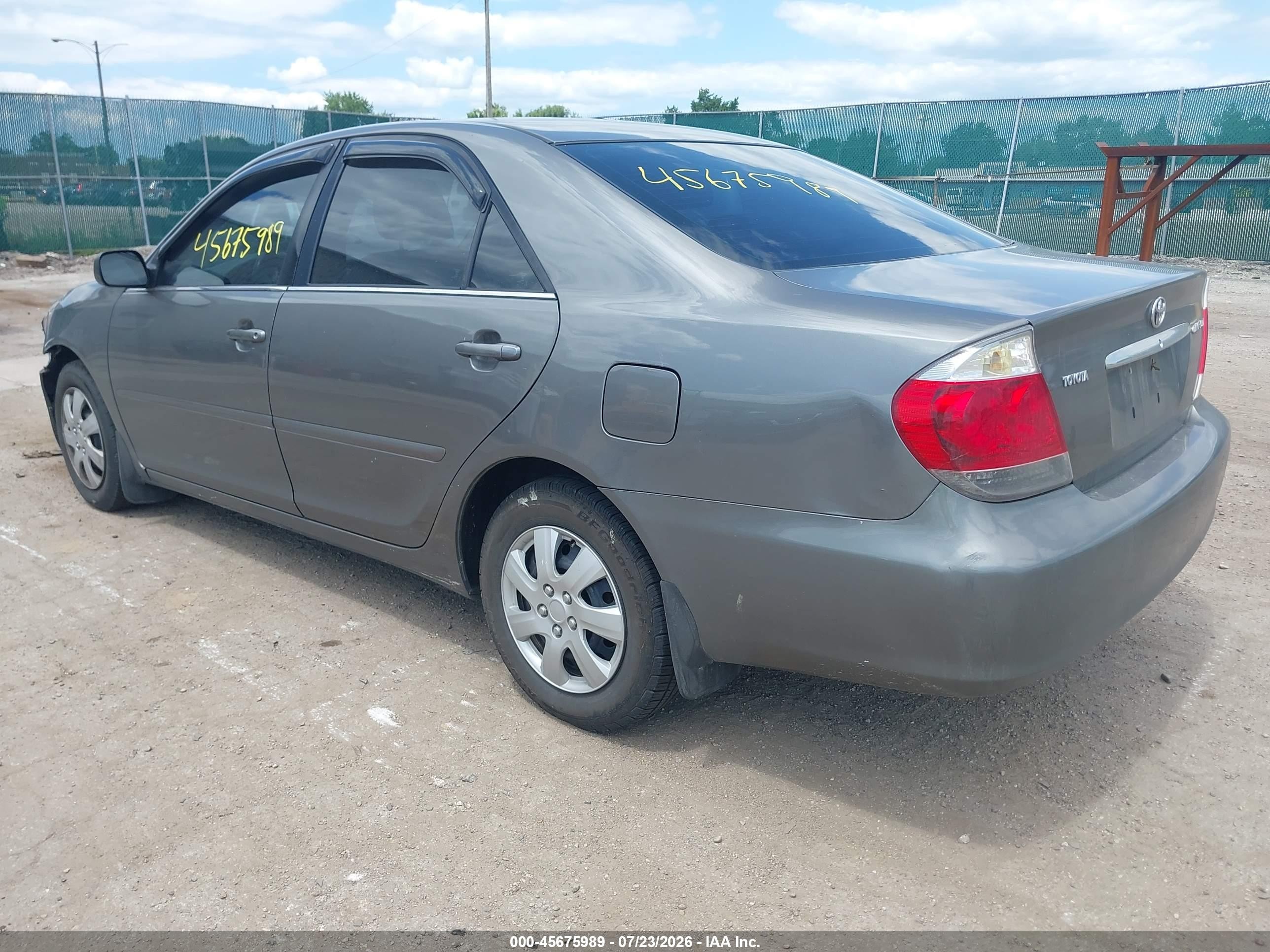 2006 Toyota Camry Le Gray vin: 4T1BE32KX6U669660