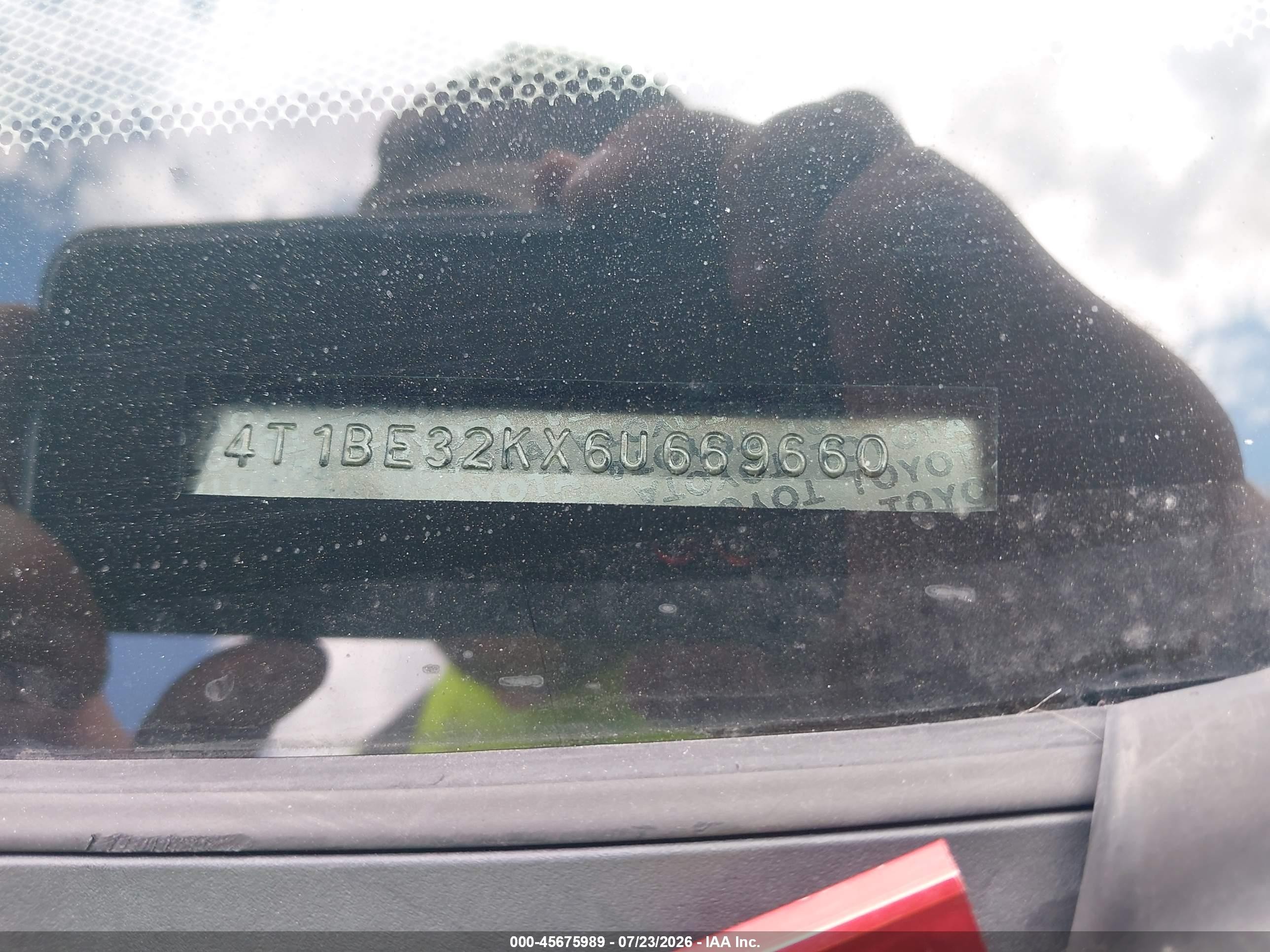 2006 Toyota Camry Le Gray vin: 4T1BE32KX6U669660