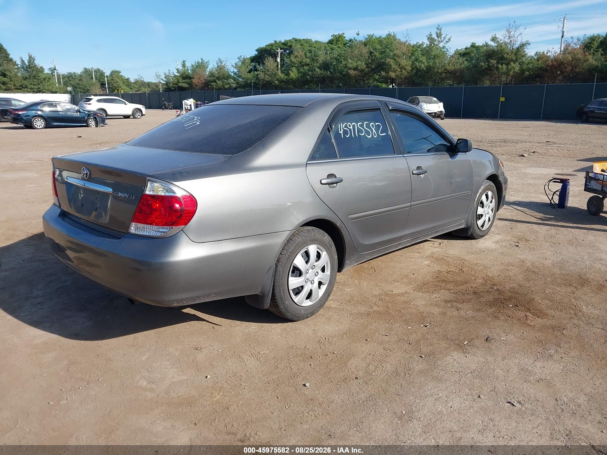 2006 Toyota Camry Le Gray vin: 4T1BE32KX6U669660