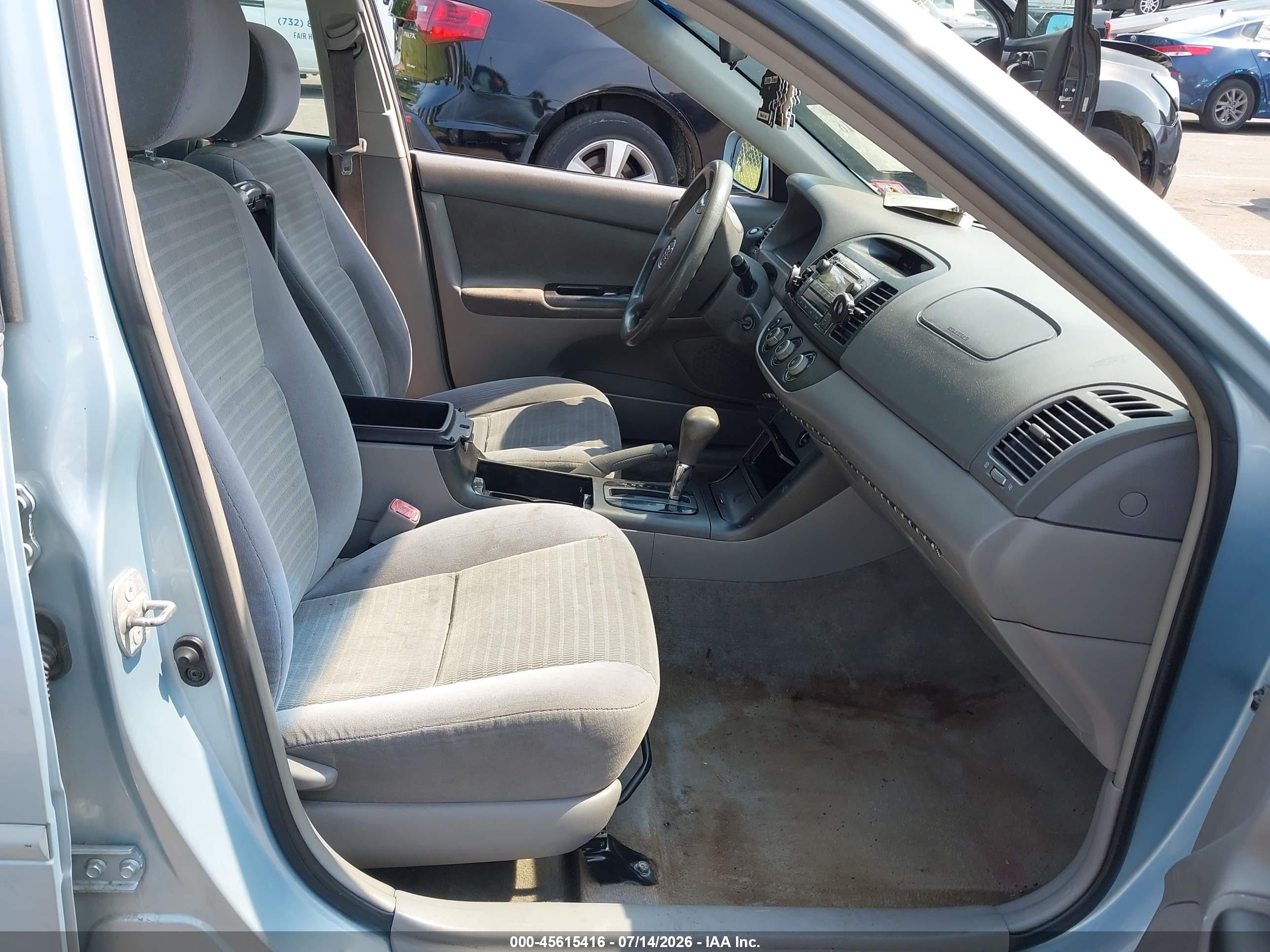 2006 Toyota Camry Le Gray vin: 4T1BE32KX6U687978