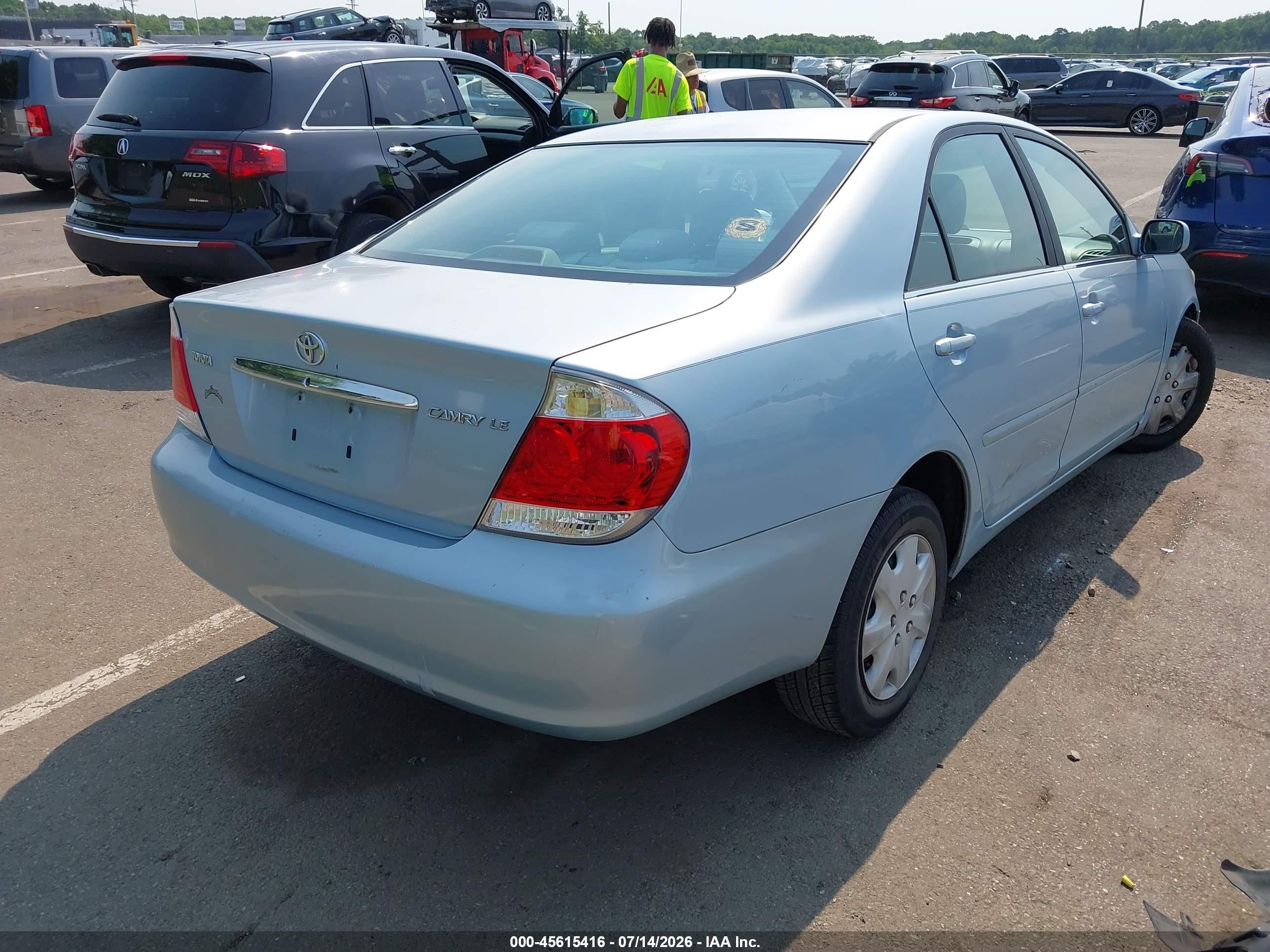 2006 Toyota Camry Le Gray vin: 4T1BE32KX6U687978