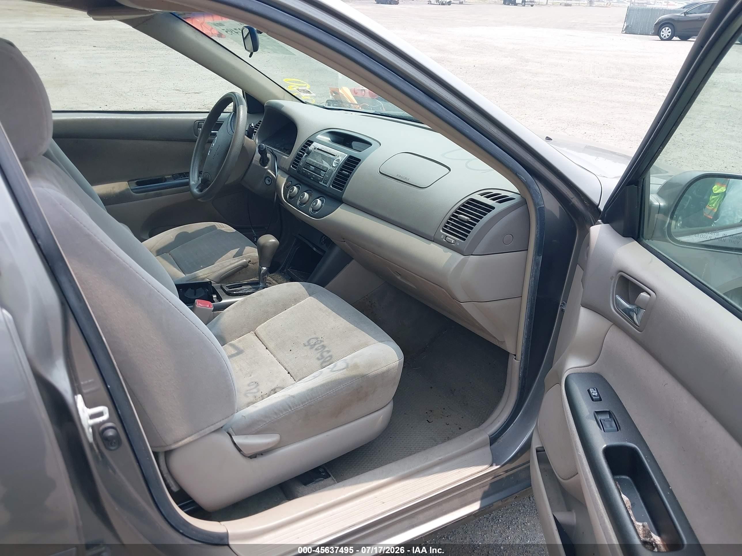 2006 Toyota Camry Le Gray vin: 4T1BE32KX6U705685