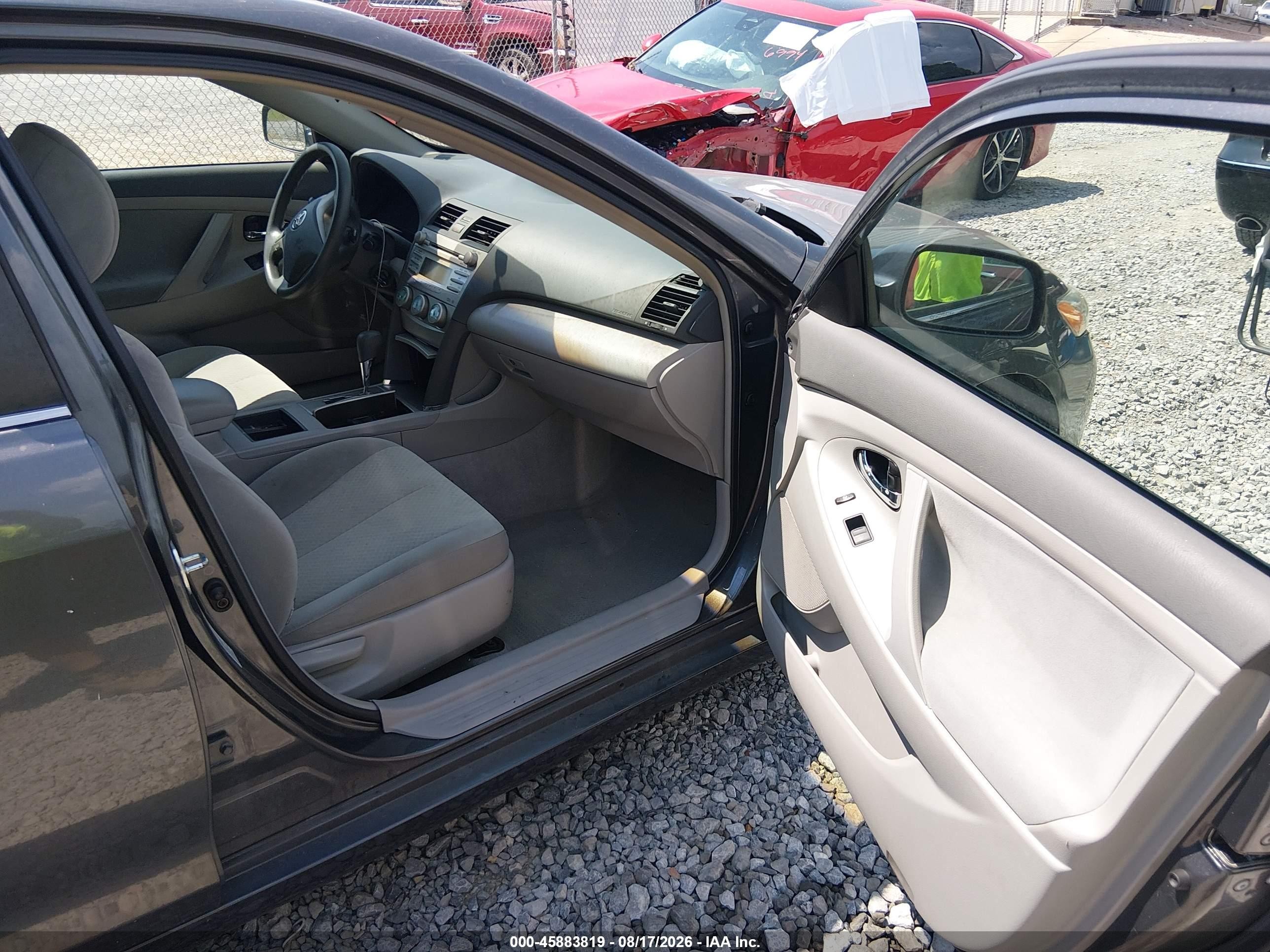 2007 Toyota Camry Le Gray vin: 4T1BE46K07U022346