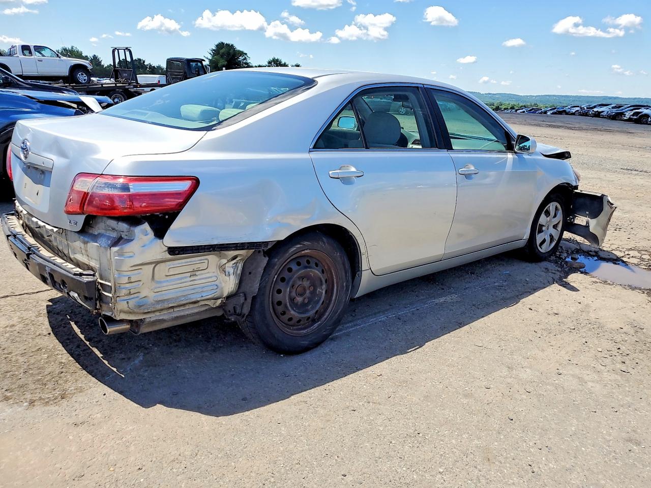 2007 Toyota Camry Le Silver vin: 4T1BE46K07U071952