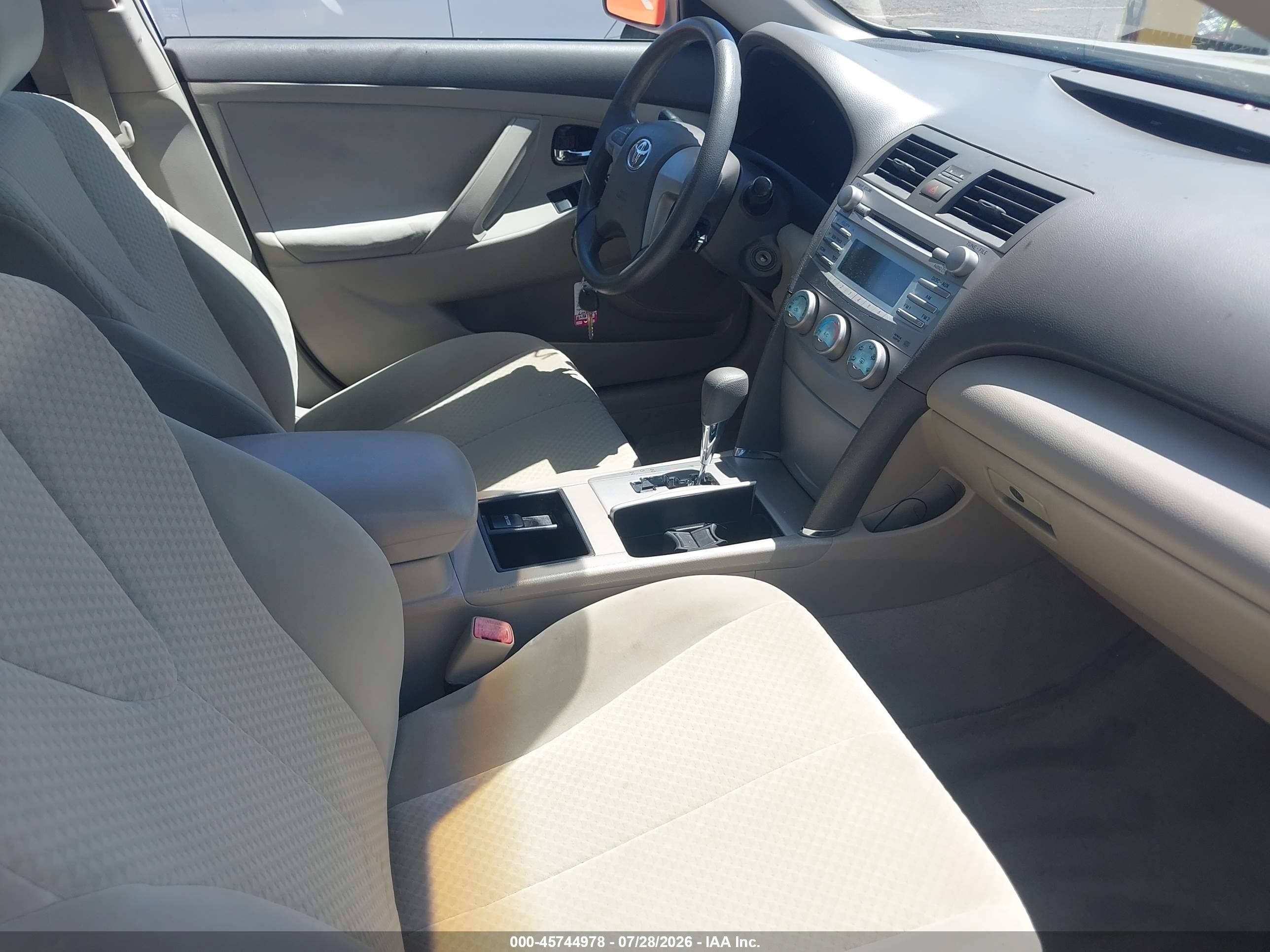 2007 Toyota Camry Le Tan vin: 4T1BE46K07U091473
