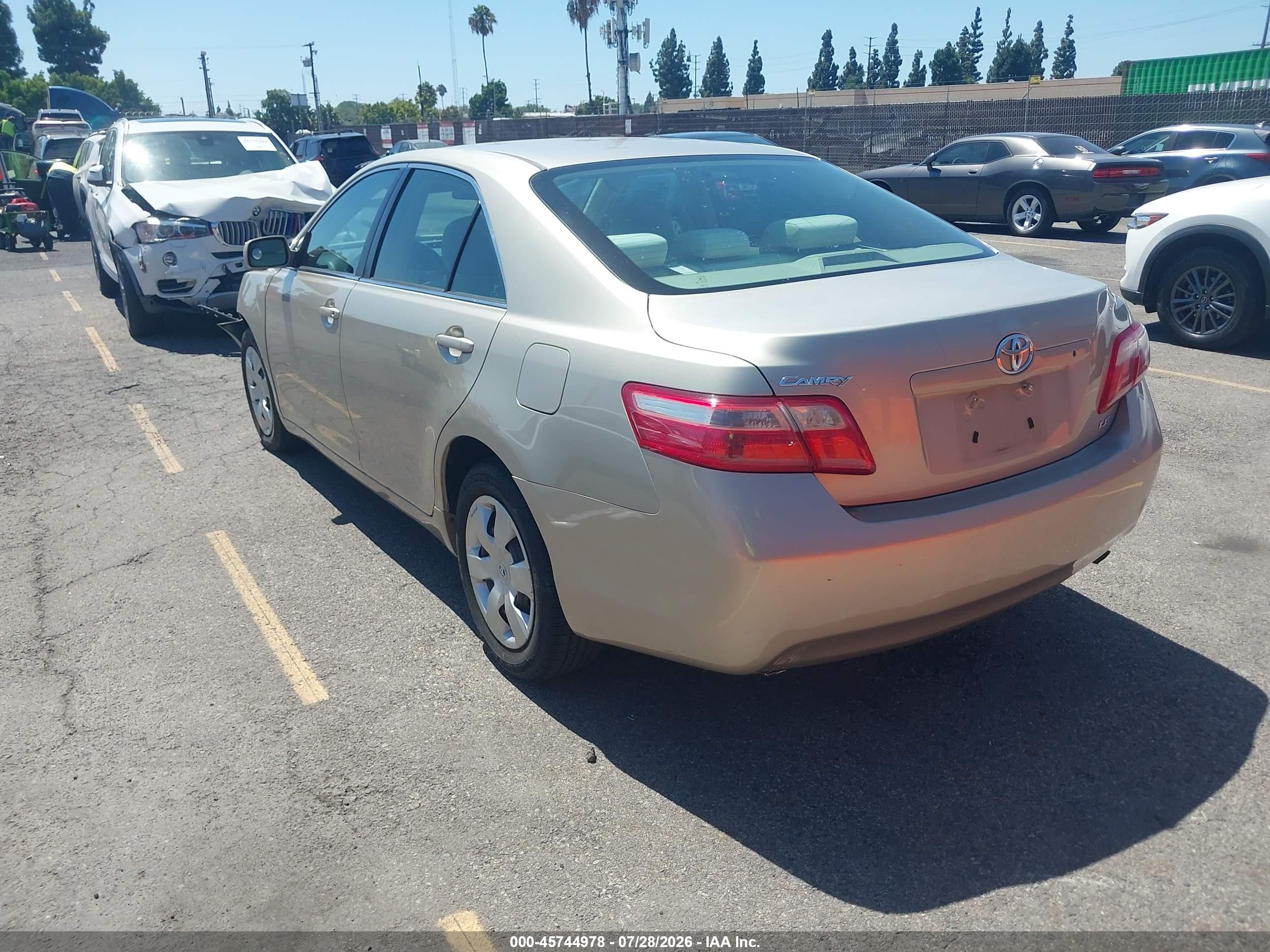 2007 Toyota Camry Le Tan vin: 4T1BE46K07U091473