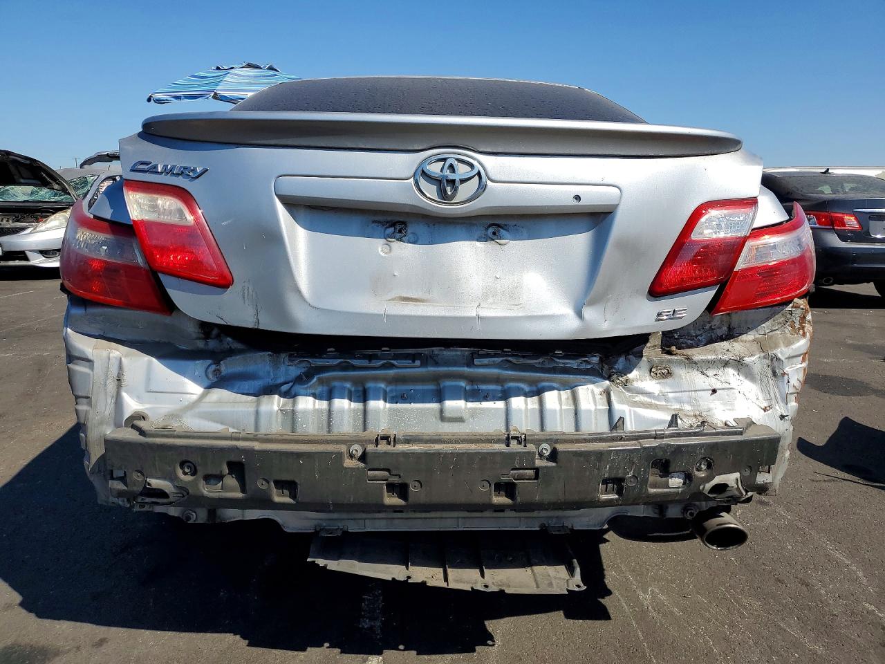 2007 Toyota Camry Se Серебряный vin: 4T1BE46K07U106022