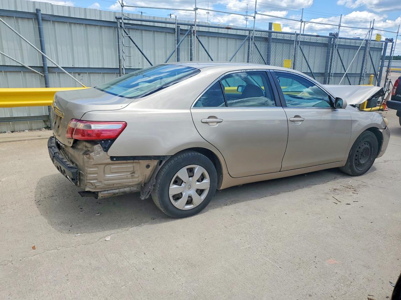 2007 Toyota Camry Le Tan vin: 4T1BE46K07U115321
