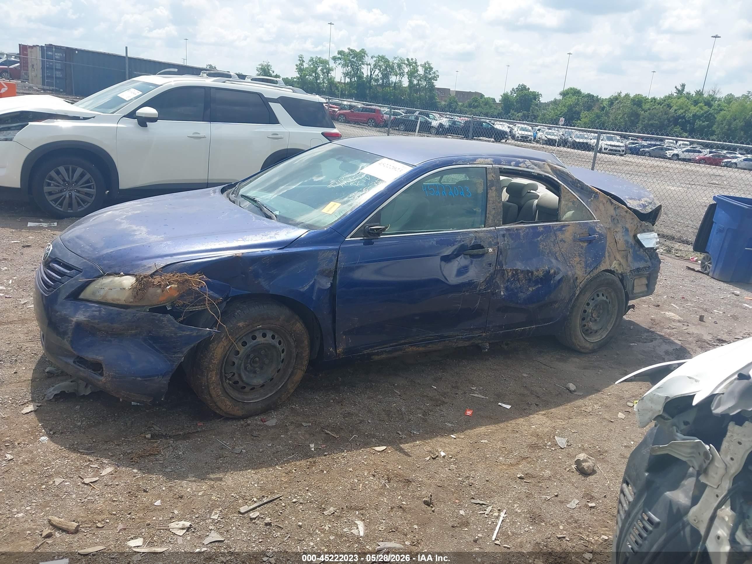 2007 Toyota Camry Le Blue vin: 4T1BE46K07U132829
