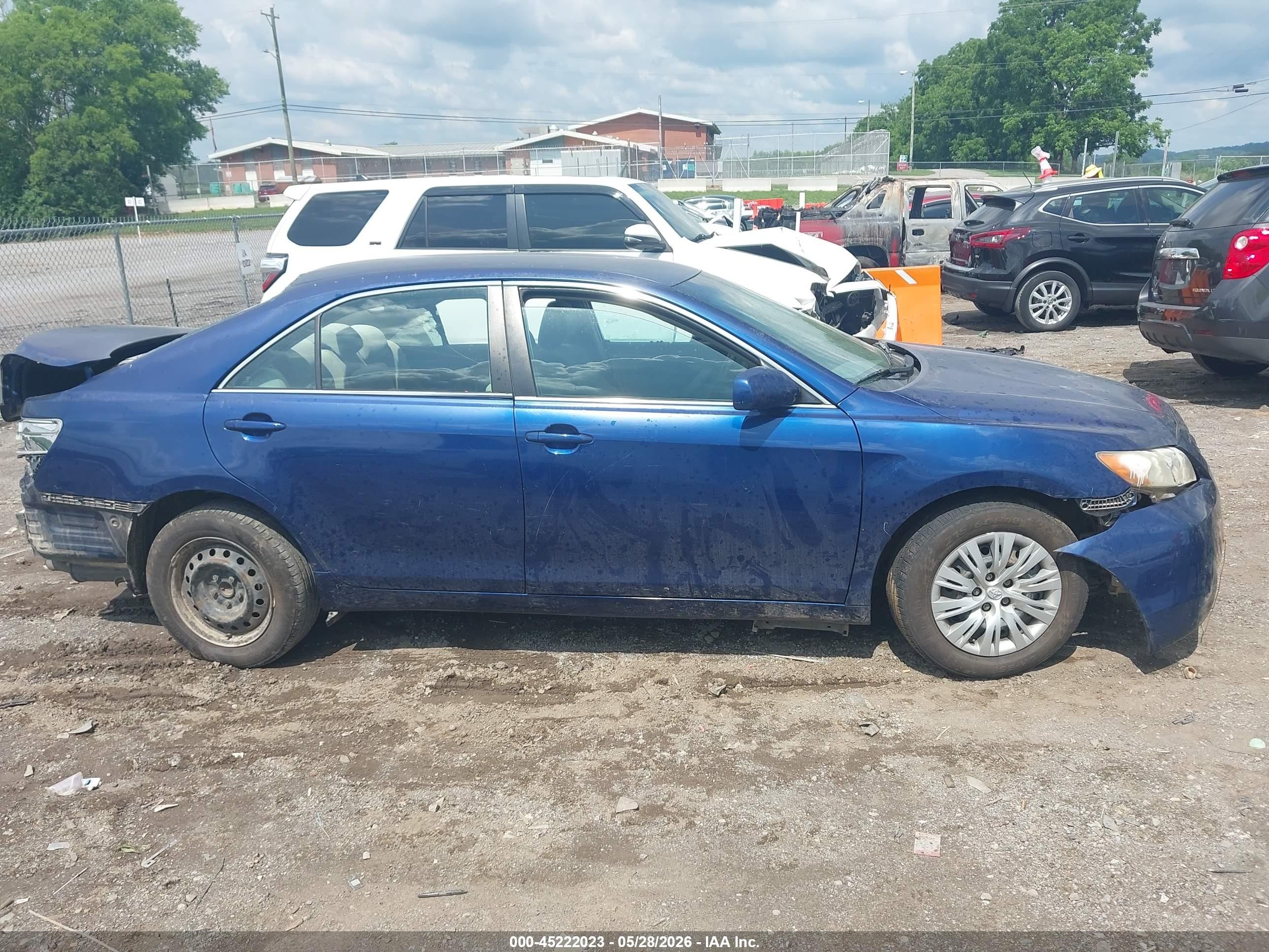 2007 Toyota Camry Le Blue vin: 4T1BE46K07U132829