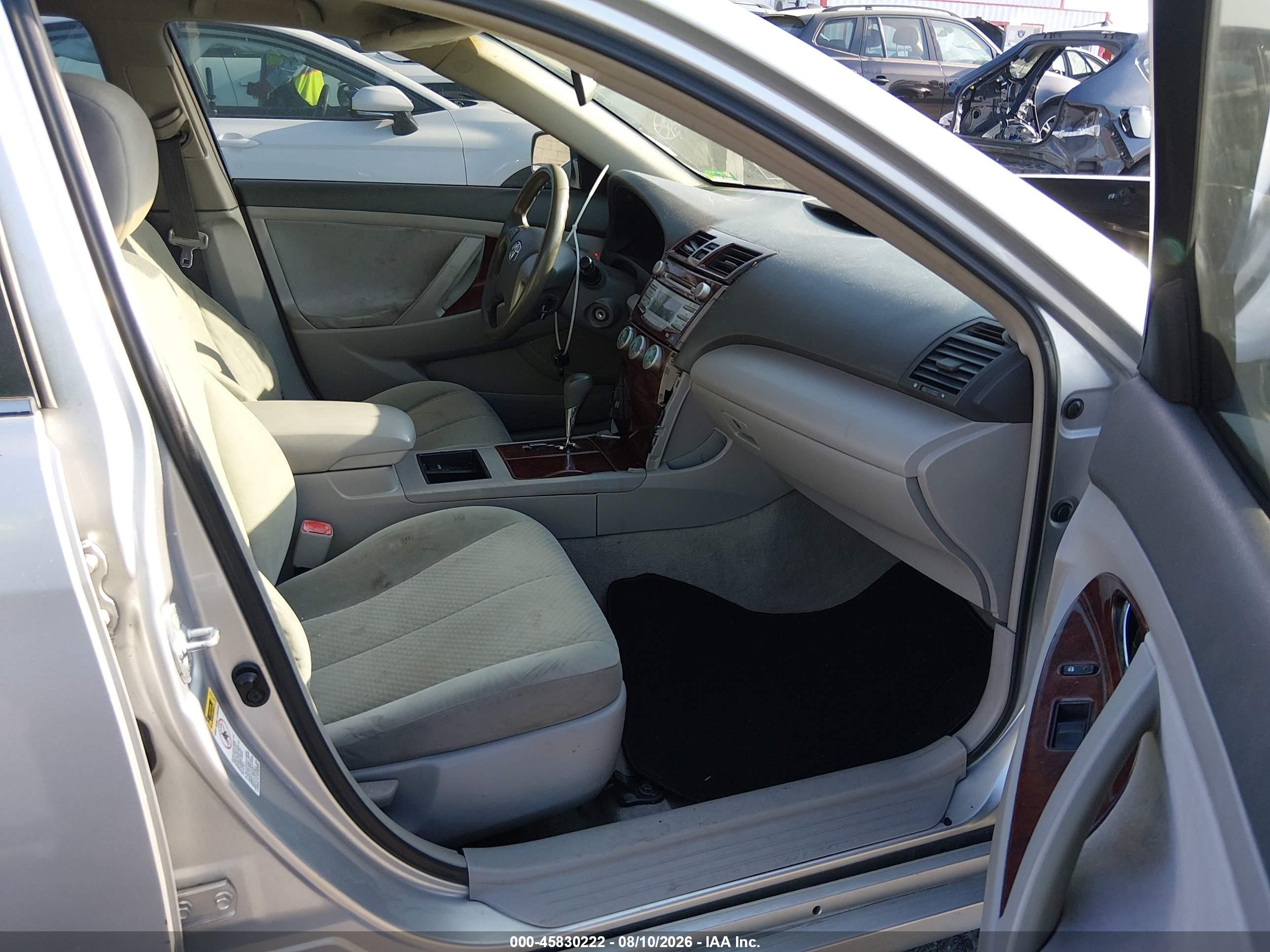 2007 Toyota Camry Ce Silver vin: 4T1BE46K07U148626