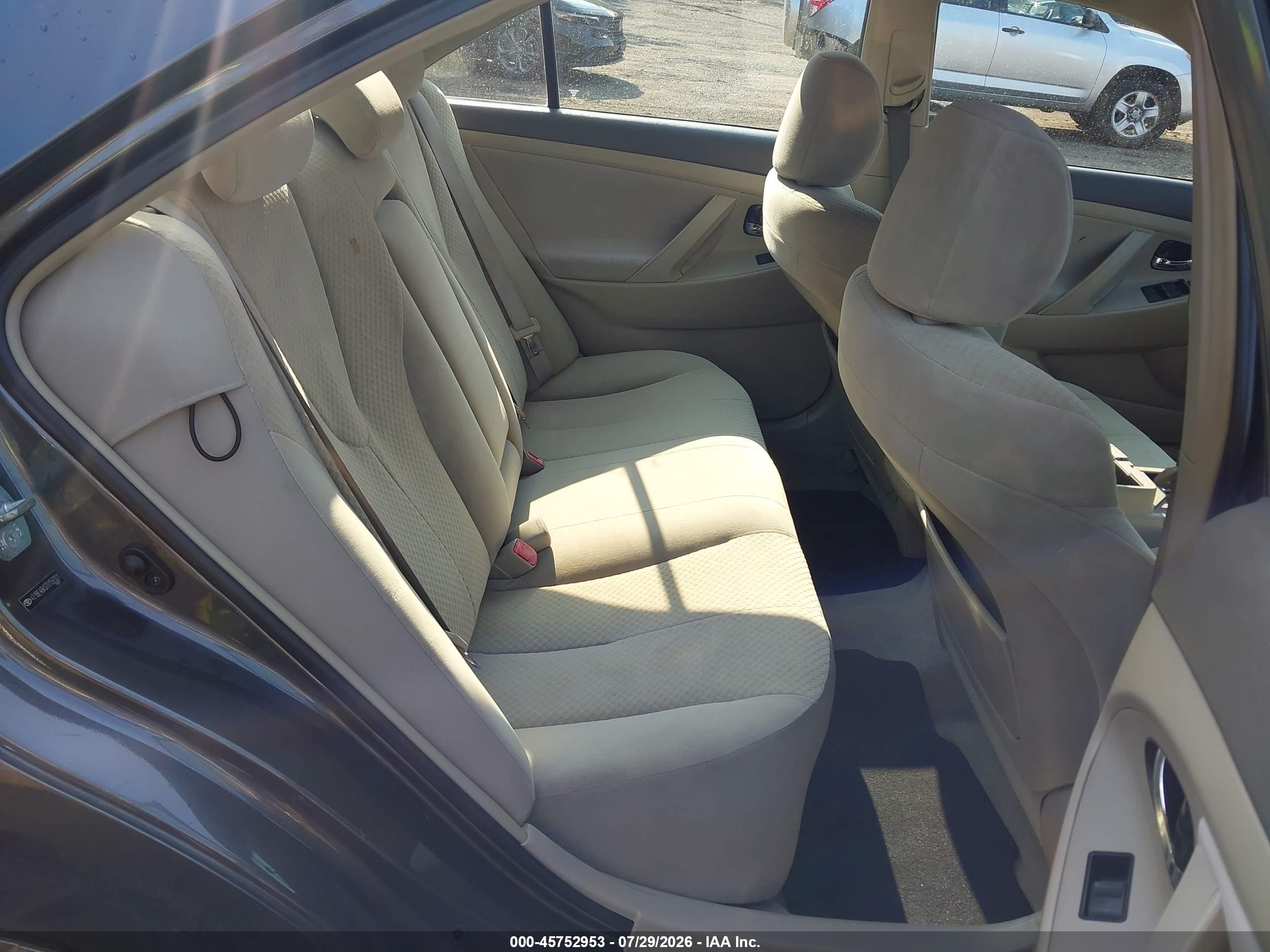 2007 Toyota Camry Le Gray vin: 4T1BE46K07U158301