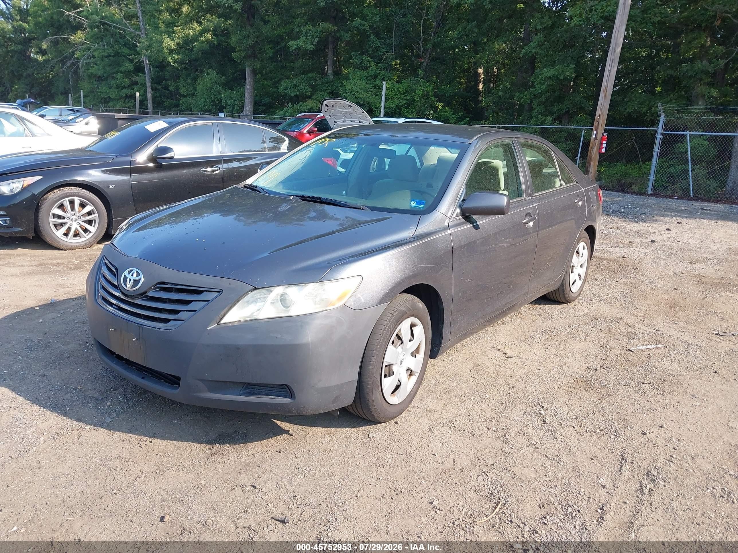2007 Toyota Camry Le Gray vin: 4T1BE46K07U158301