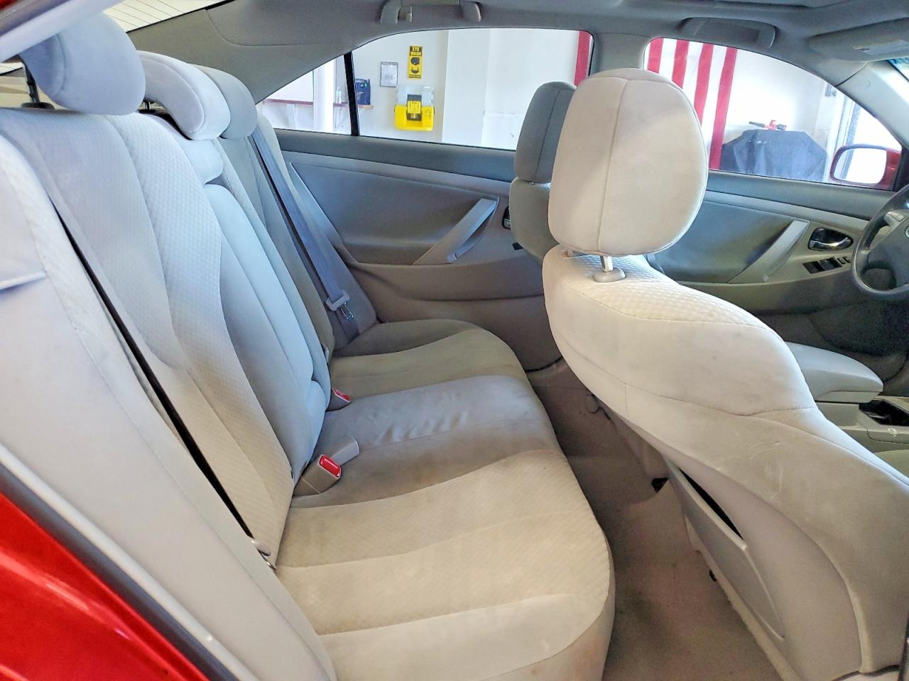 2007 Toyota Camry Le Red vin: 4T1BE46K07U174837