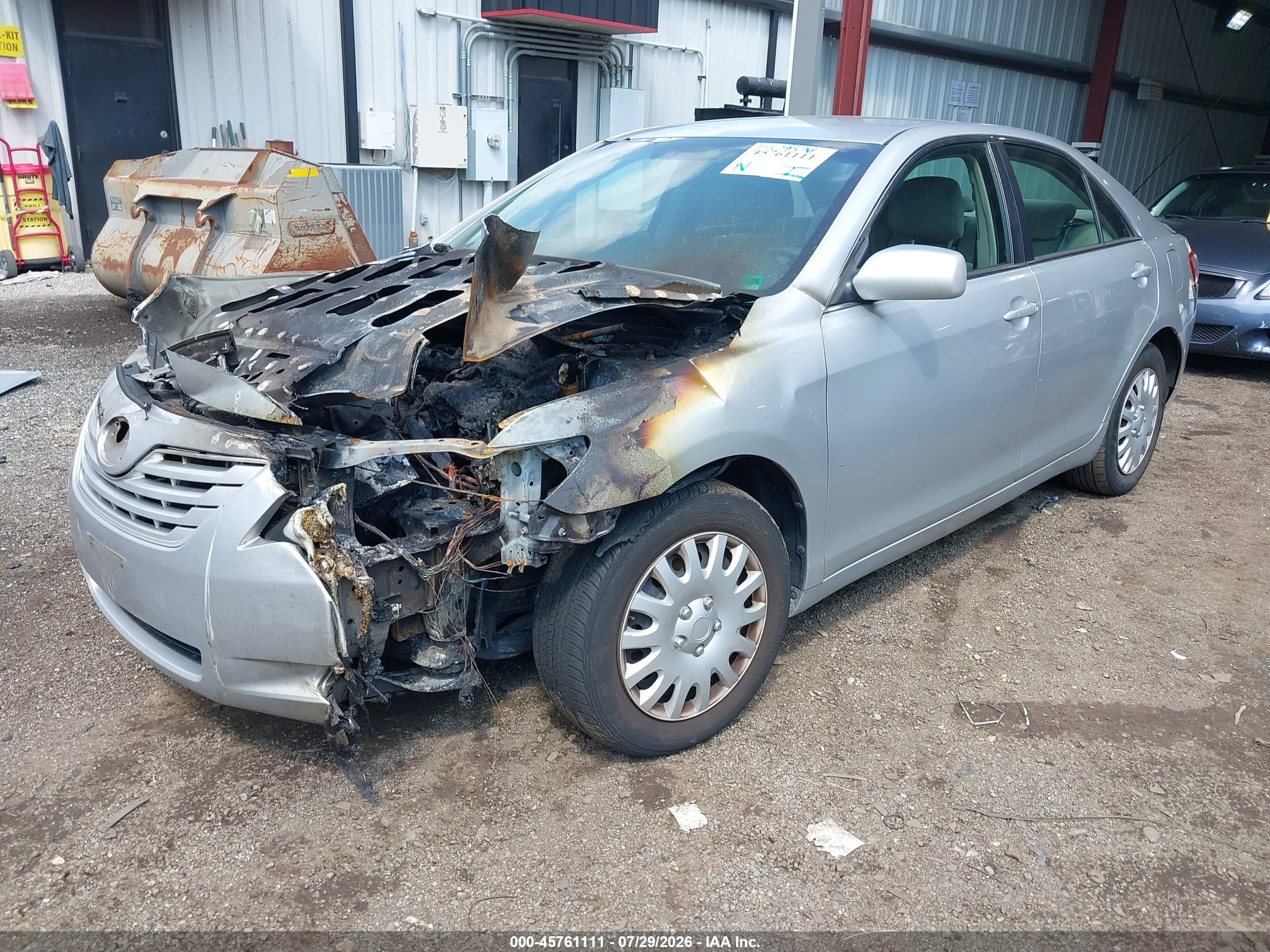 2007 Toyota Camry Le Silver vin: 4T1BE46K07U180895